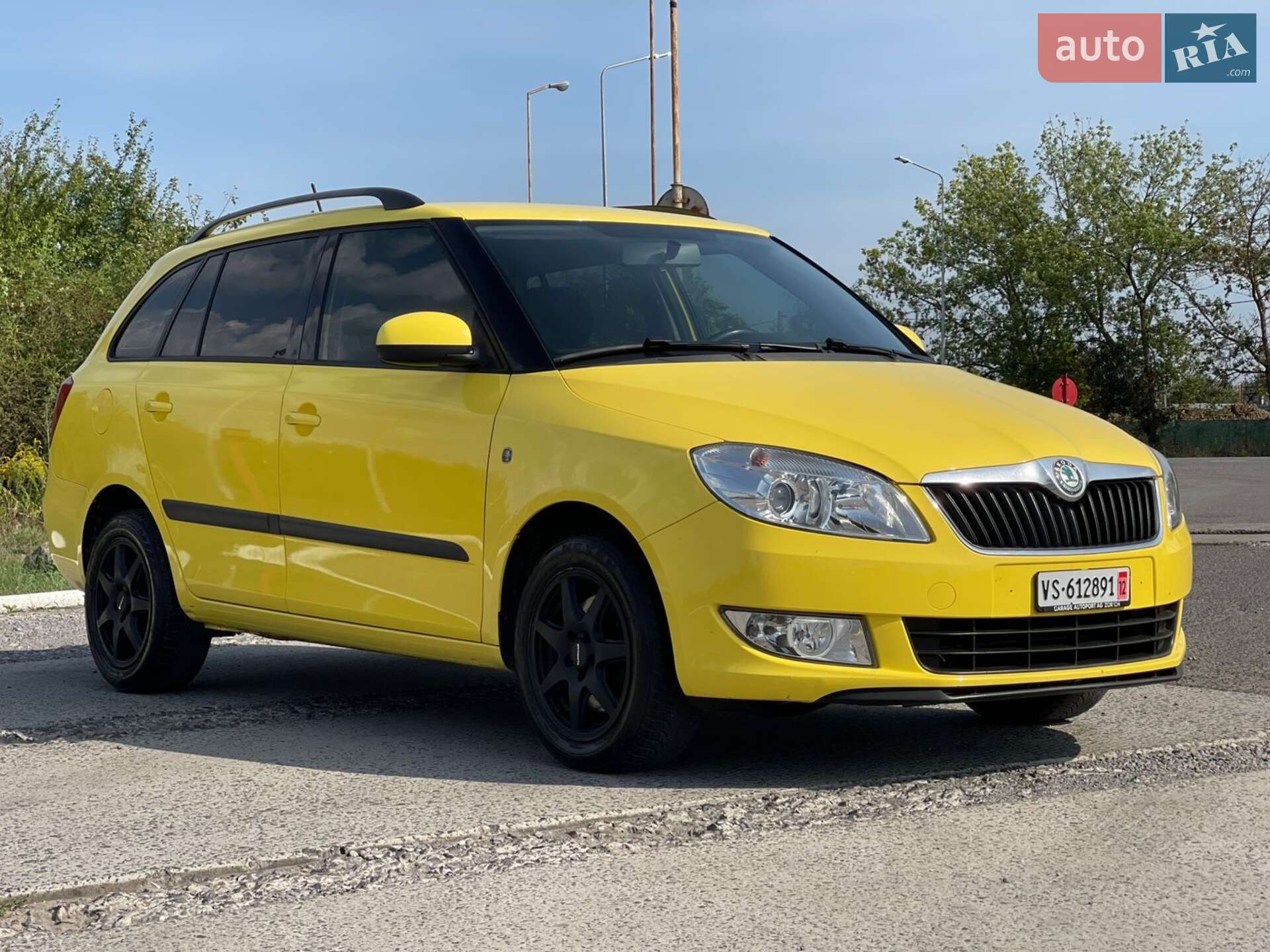 Skoda Fabia 2012 VIN TMBJN65J3C3076583 фото оголошення 3 з 49