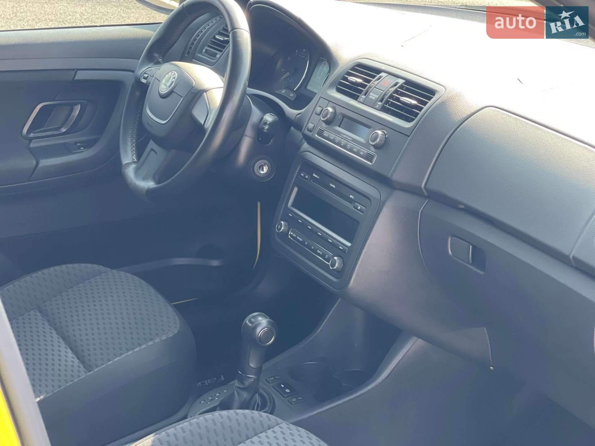 Skoda Fabia 2012 VIN TMBJN65J3C3076583 фото оголошення 25 з 49