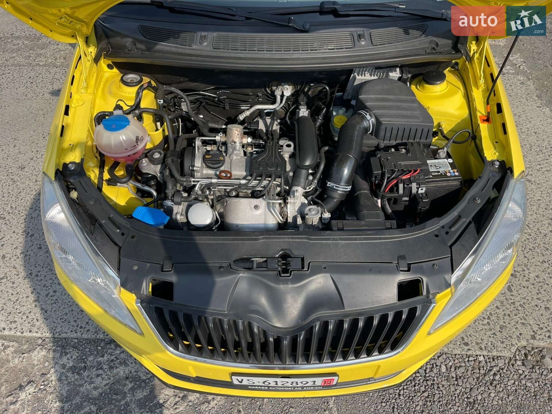 Skoda Fabia 2012 VIN TMBJN65J3C3076583 фото оголошення 32 з 49