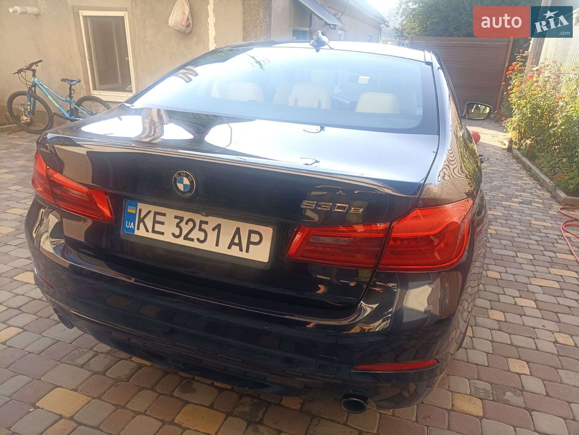BMW 5 Series 2018 VIN WBAJA9C51JB252646 фото оголошення 10 з 62