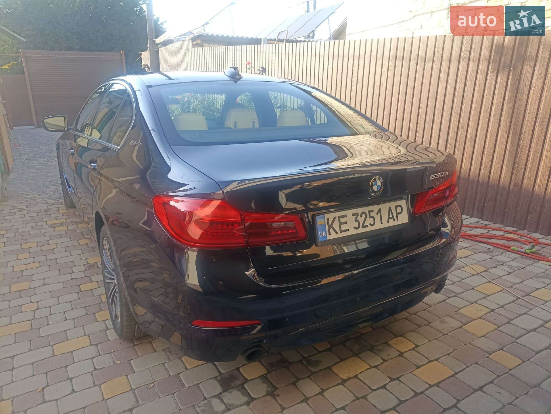 BMW 5 Series 2018 VIN WBAJA9C51JB252646 фото оголошення 9 з 62