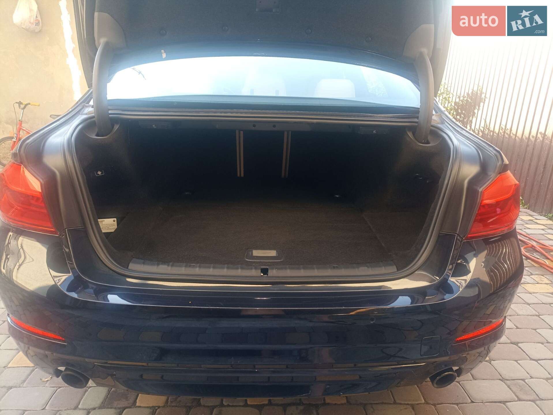 BMW 5 Series 2018 VIN WBAJA9C51JB252646 фото оголошення 49 з 62