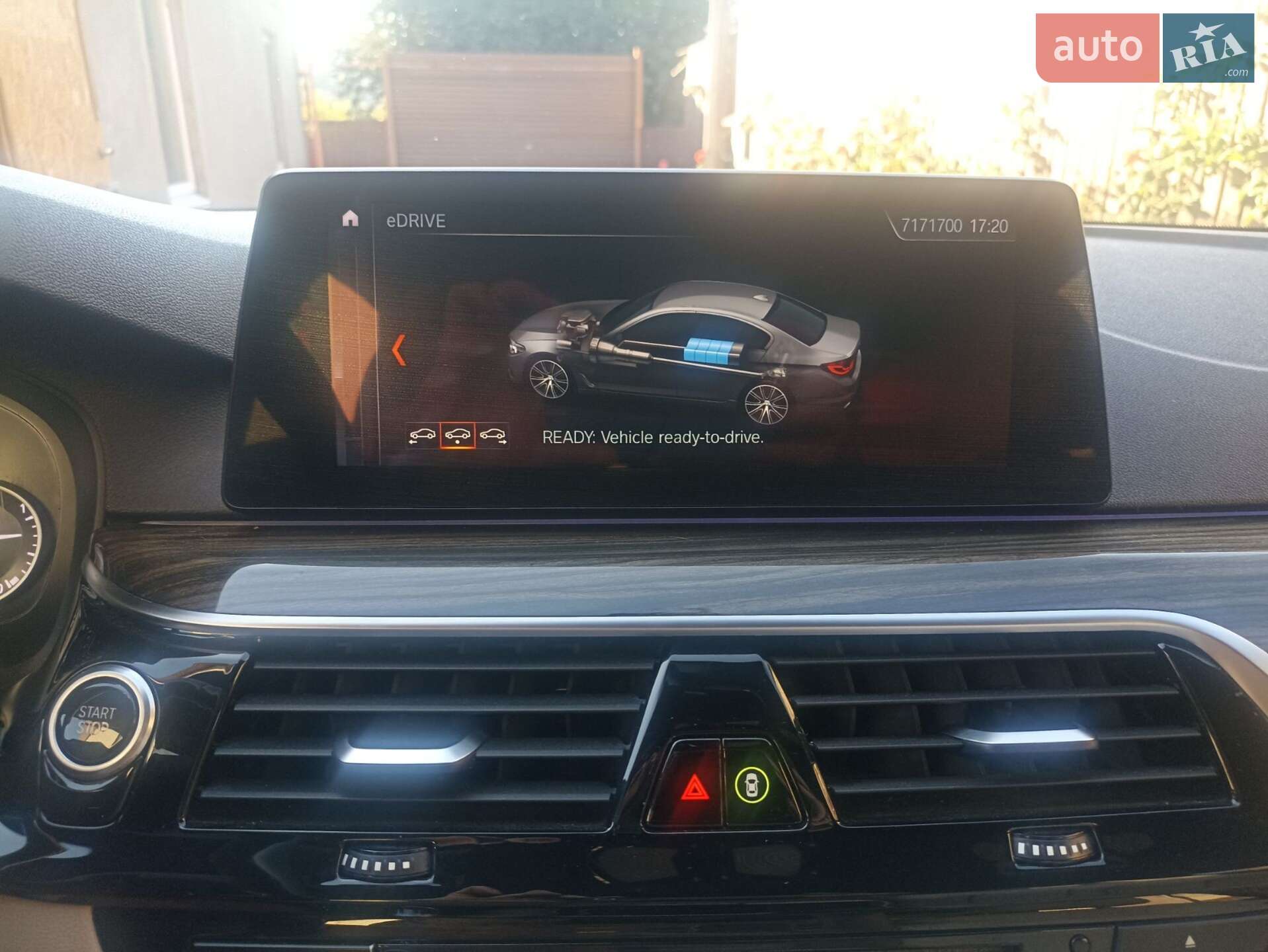BMW 5 Series 2018 VIN WBAJA9C51JB252646 фото оголошення 20 з 62