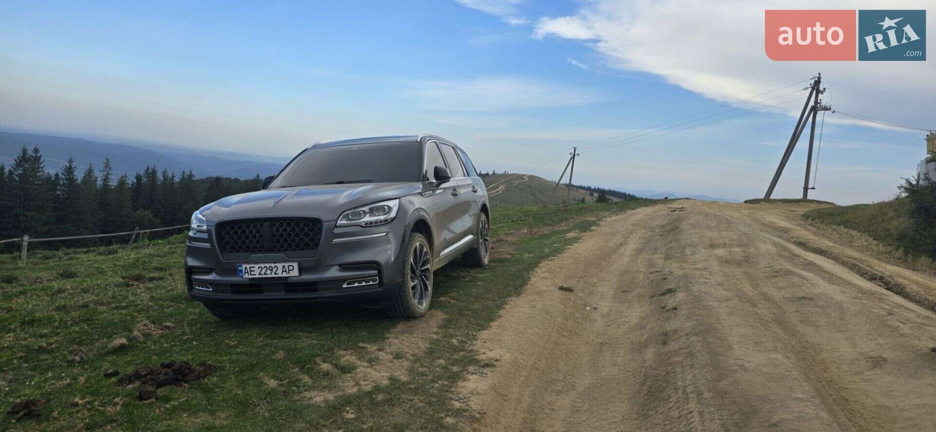 Lincoln Aviator 2020 VIN 5LM5J7XC6MGL01793 фото оголошення 2 з 83