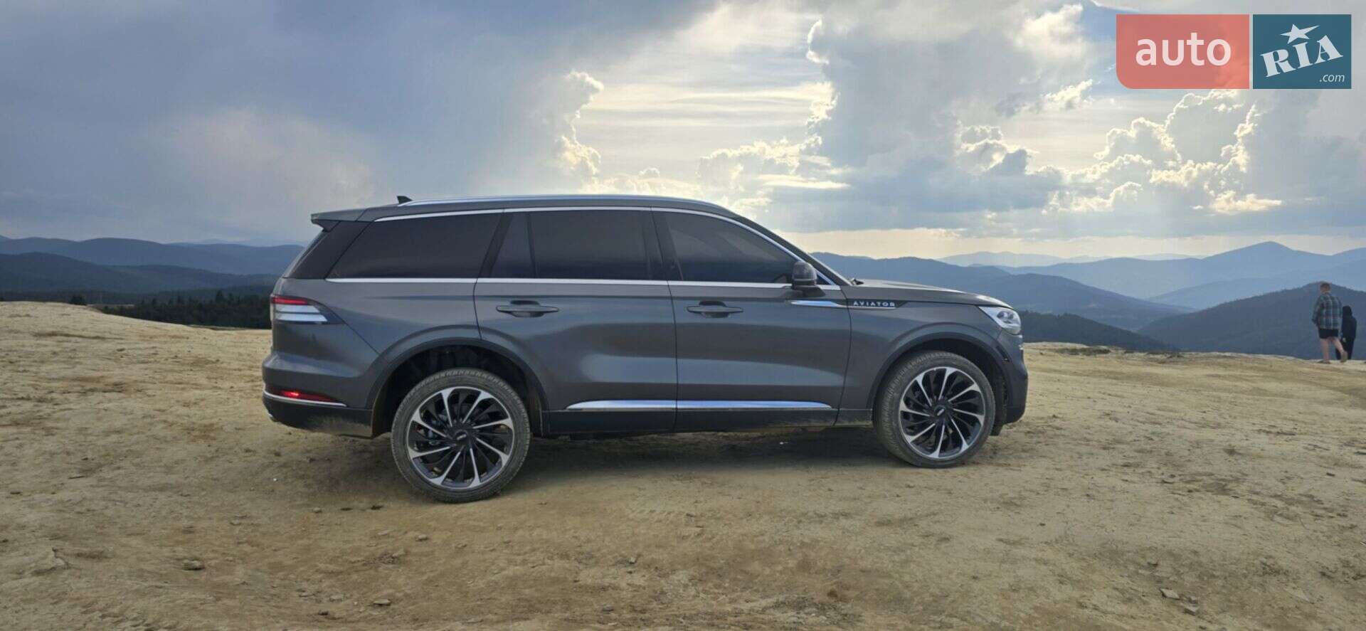 Lincoln Aviator 2020 VIN 5LM5J7XC6MGL01793 фото оголошення 25 з 83