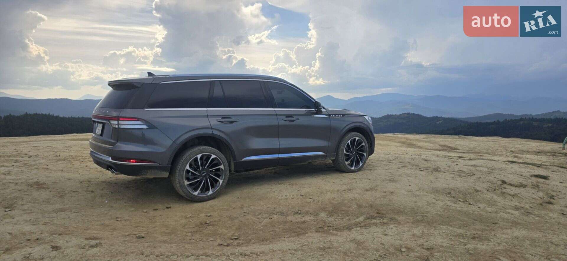 Lincoln Aviator 2020 VIN 5LM5J7XC6MGL01793 фото оголошення 28 з 83