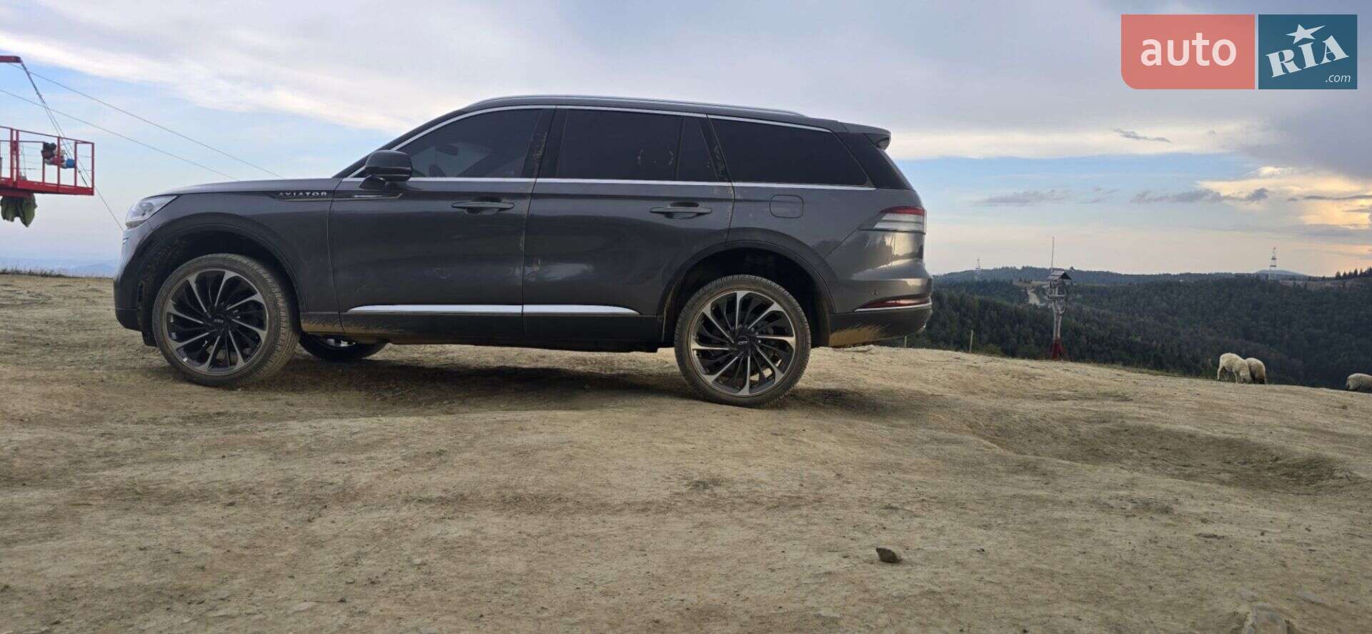 Lincoln Aviator 2020 VIN 5LM5J7XC6MGL01793 фото оголошення 42 з 83