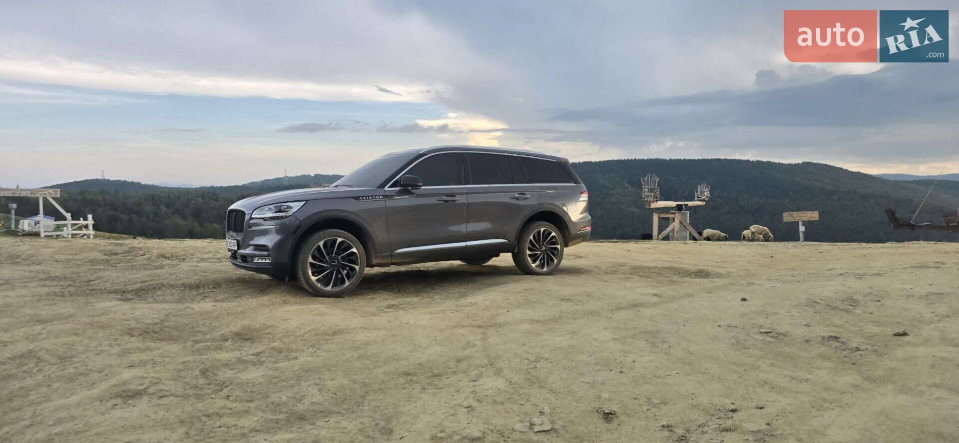 Lincoln Aviator 2020 VIN 5LM5J7XC6MGL01793 фото оголошення 48 з 83