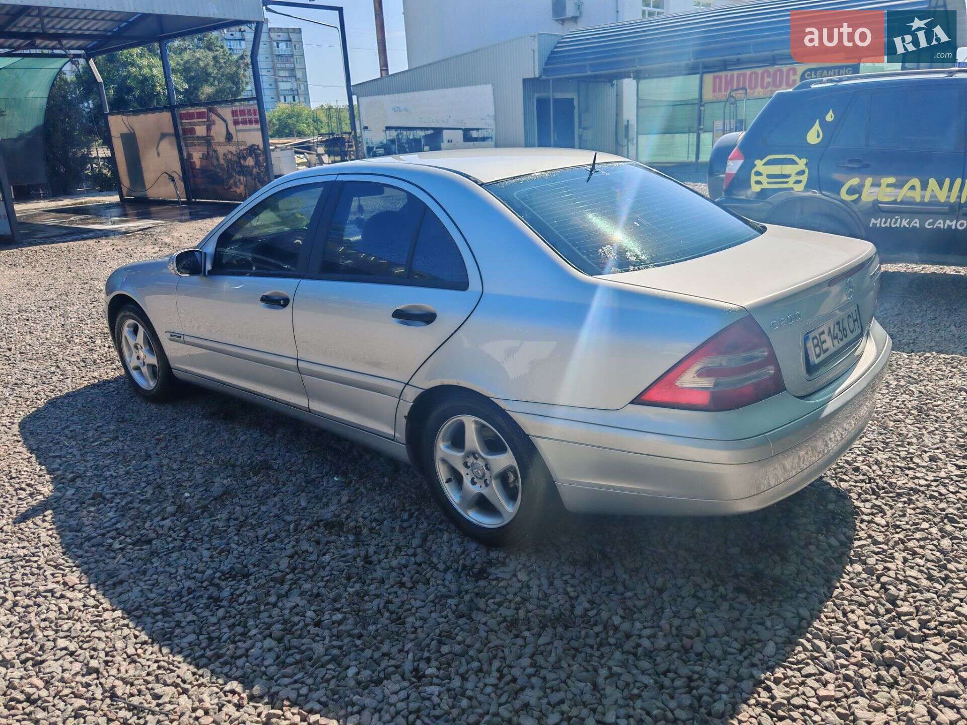 Mercedes-Benz C-Class 2003 VIN WDB2030421F426809 фото оголошення 4 з 35