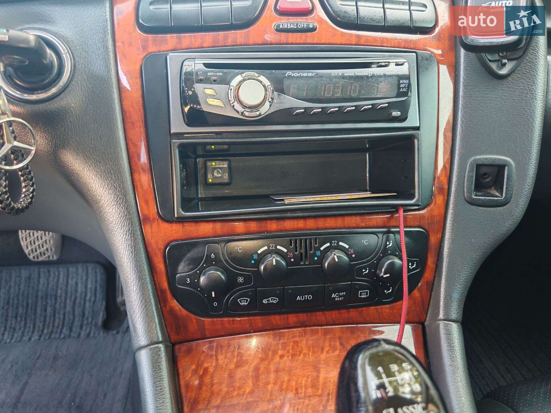Mercedes-Benz C-Class 2003 VIN WDB2030421F426809 фото оголошення 20 з 35