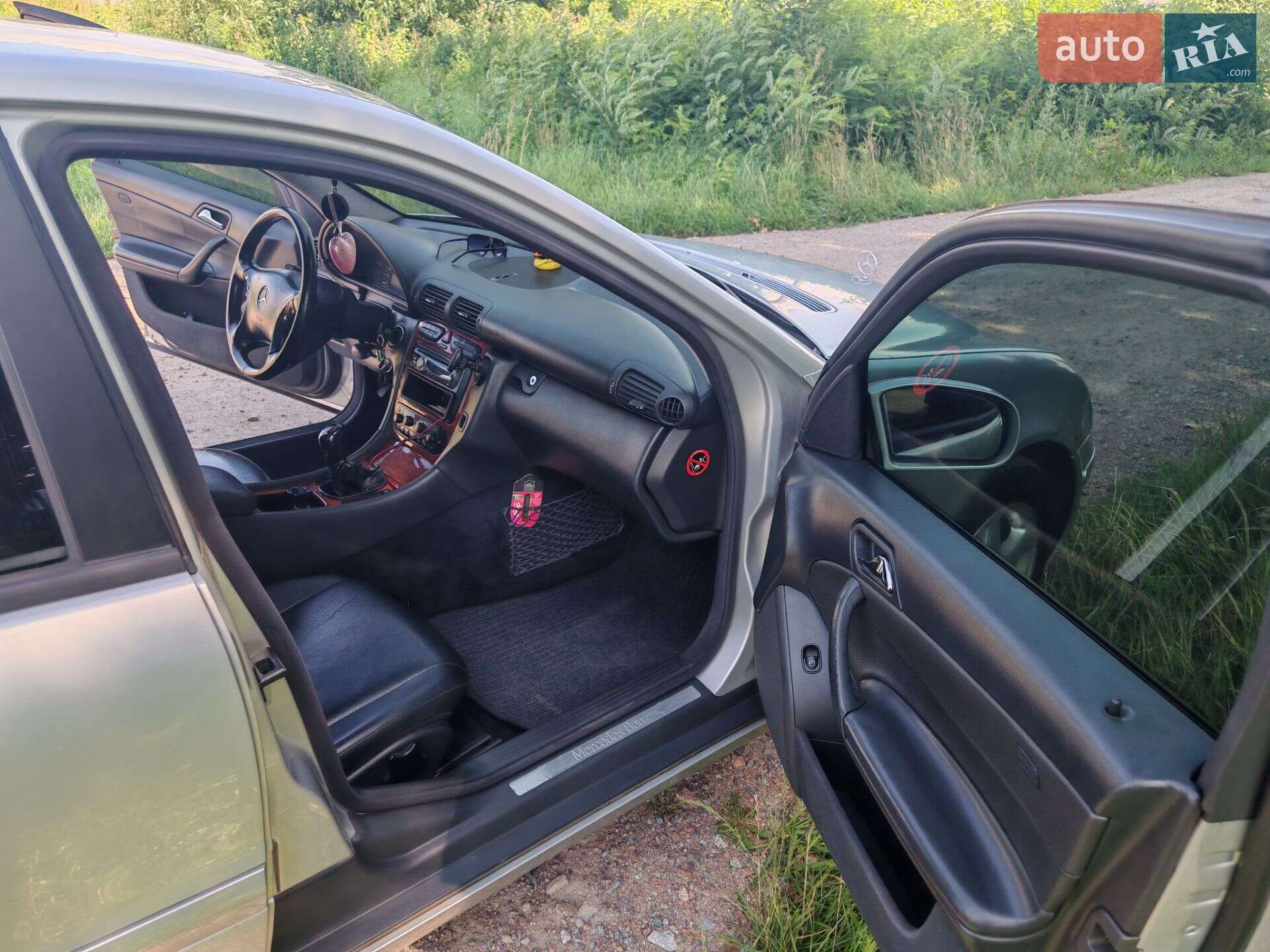 Mercedes-Benz C-Class 2003 VIN WDB2030421F426809 фото оголошення 30 з 35