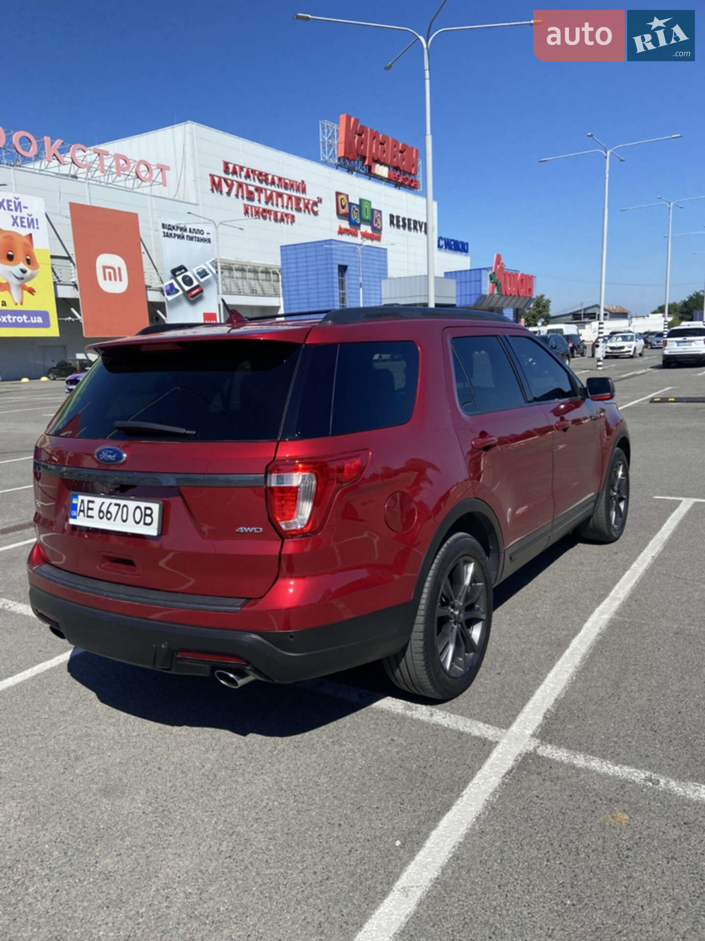 Ford Explorer 2018 VIN 1FM5K8D88JGC04189 фото оголошення 5 з 19
