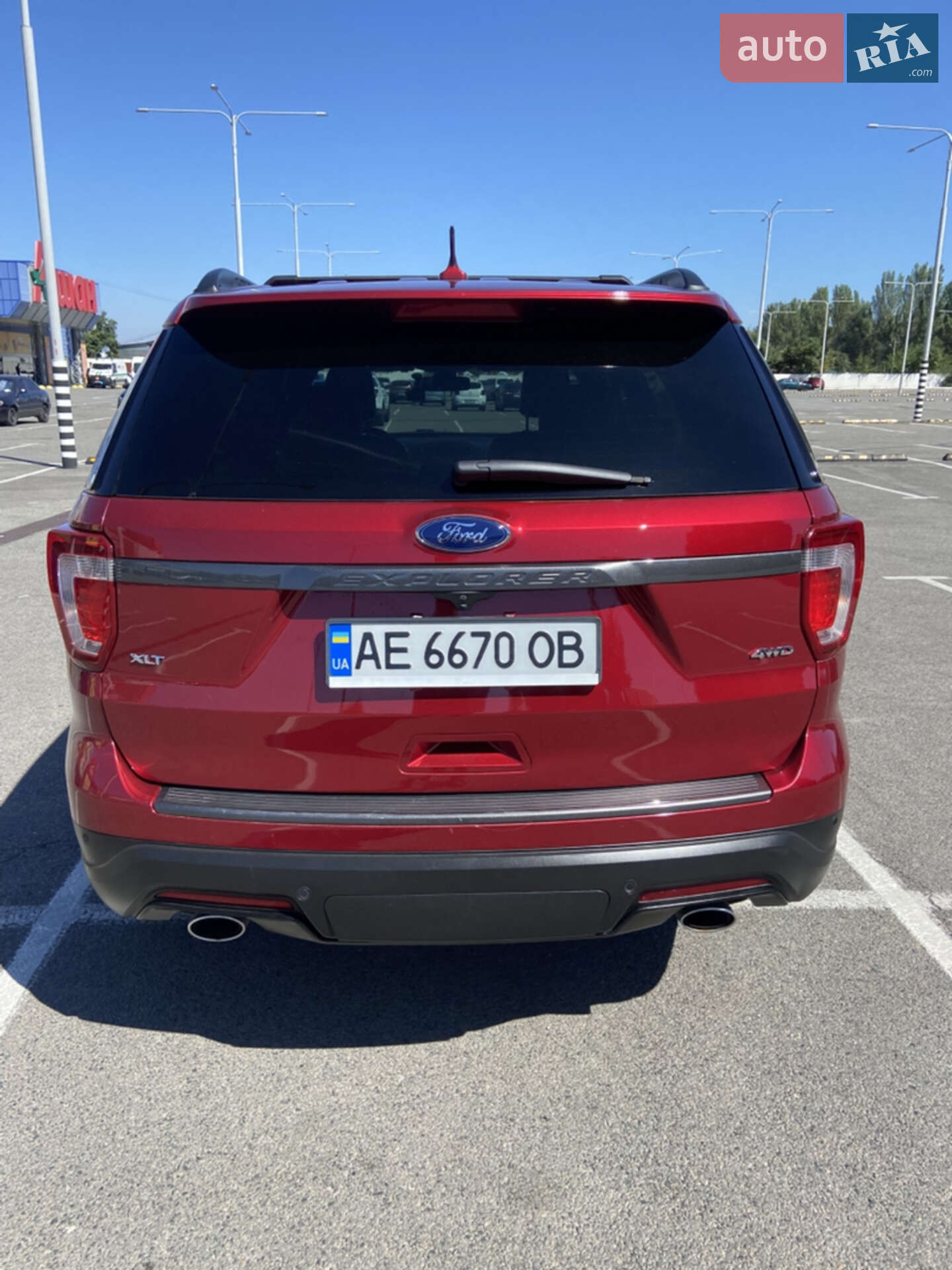 Ford Explorer 2018 VIN 1FM5K8D88JGC04189 фото оголошення 6 з 19