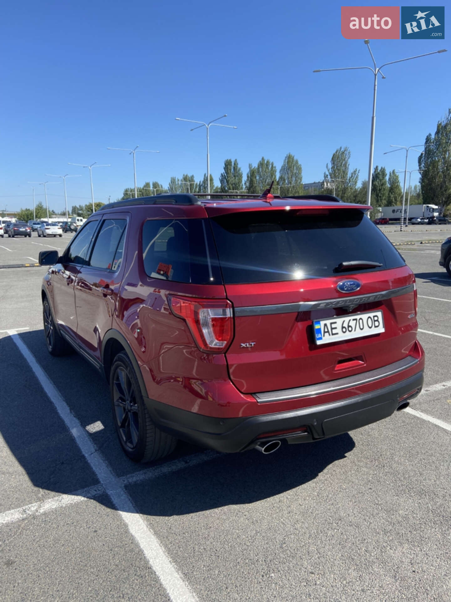 Ford Explorer 2018 VIN 1FM5K8D88JGC04189 фото оголошення 7 з 19