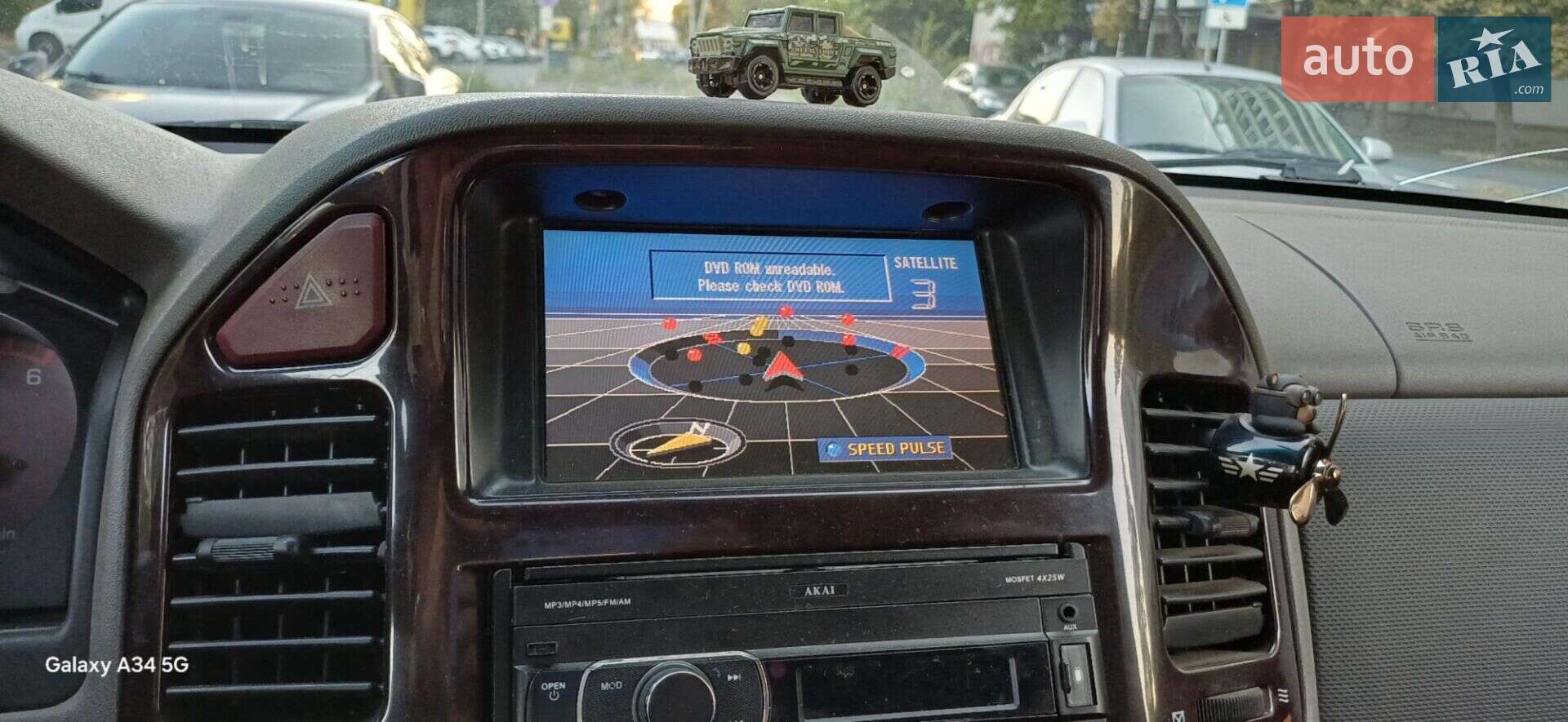Mitsubishi Pajero 2000 VIN JMBLNV78W1J006894 фото оголошення 9 з 9