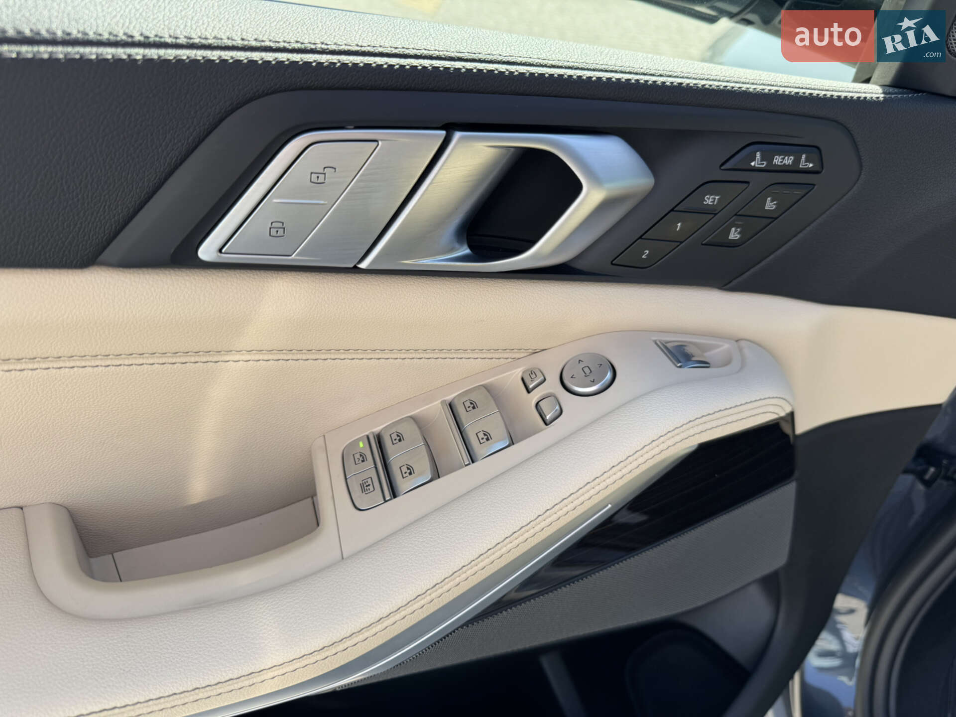 BMW X7 2021 VIN 5UXCW2C03M9F87073 фото оголошення 17 з 35