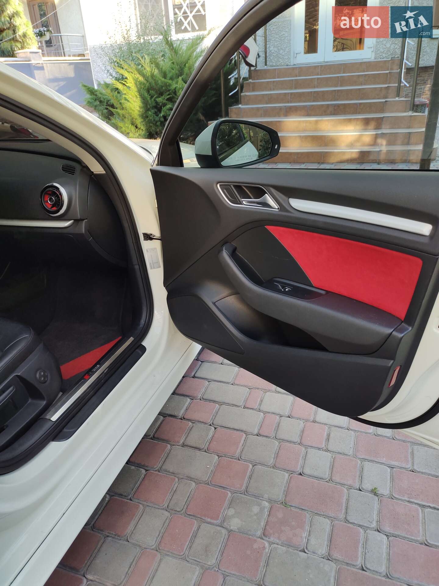Audi A3 2014 VIN WAUZZZ8V4E1037360 фото оголошення 4 з 22