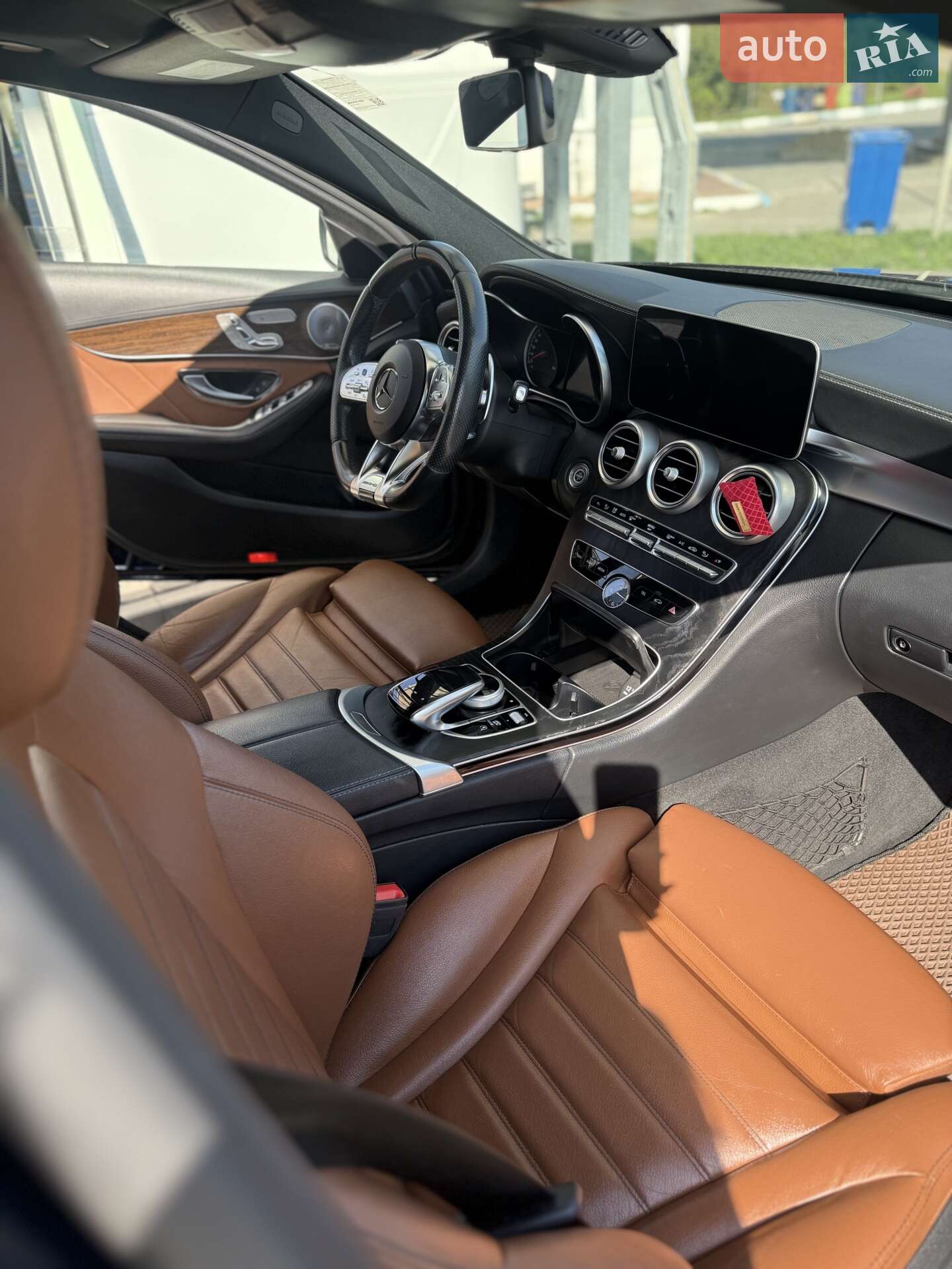 Mercedes-Benz C-Class 2019 VIN WDDWF6EB2LR555995 фото оголошення 3 з 13