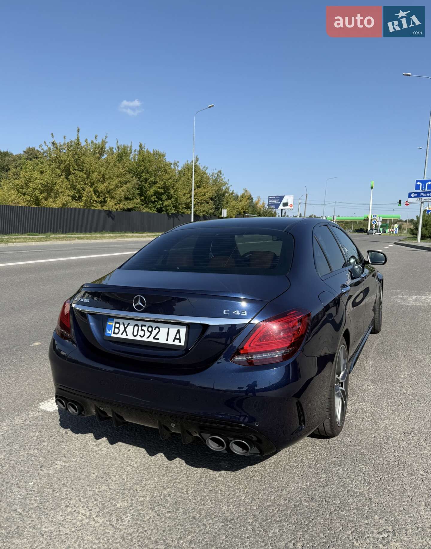 Mercedes-Benz C-Class 2019 VIN WDDWF6EB2LR555995 фото оголошення 4 з 13
