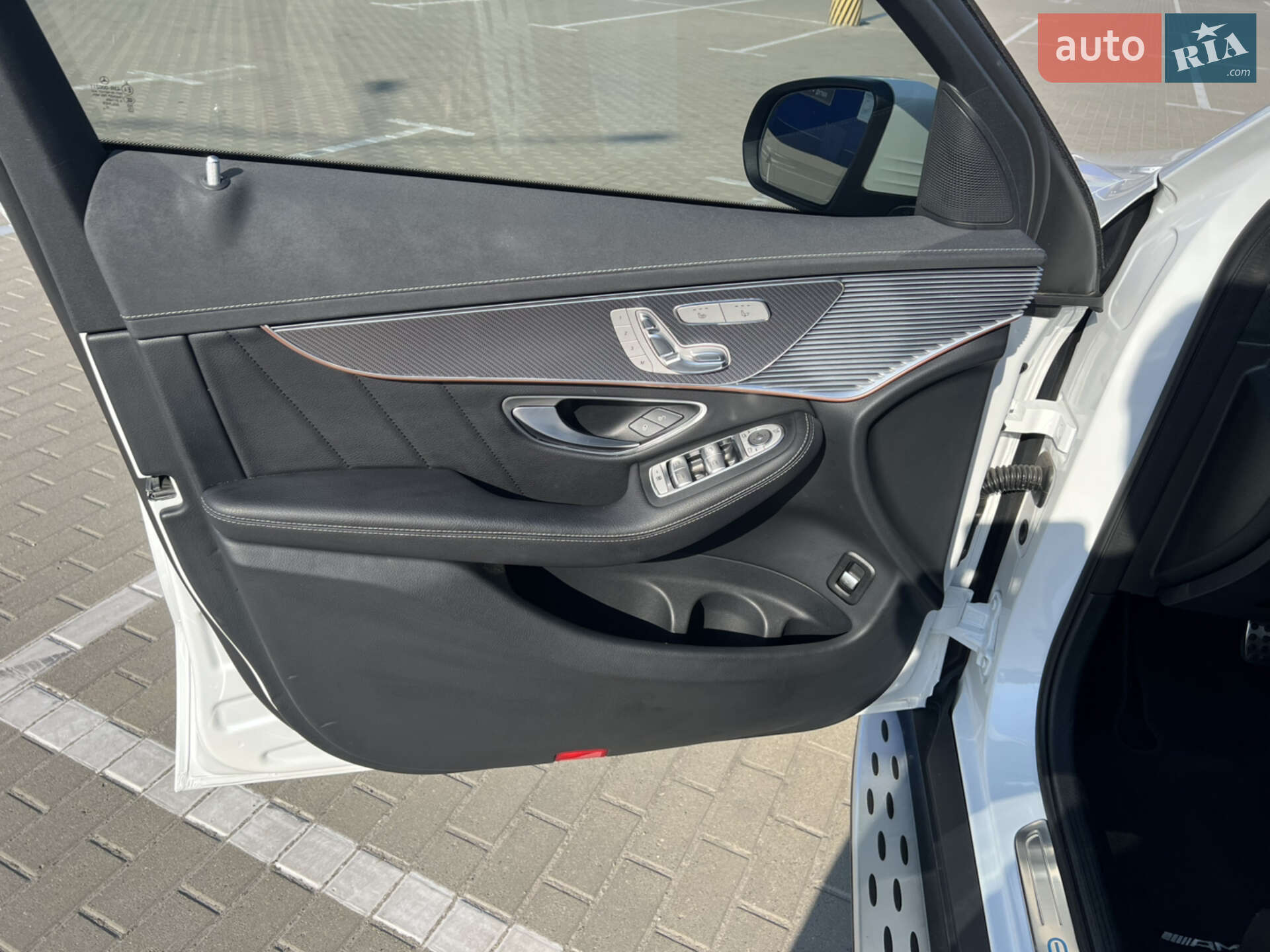 Mercedes-Benz EQC 2022 VIN W1K2938901F041284 фото оголошення 6 з 15