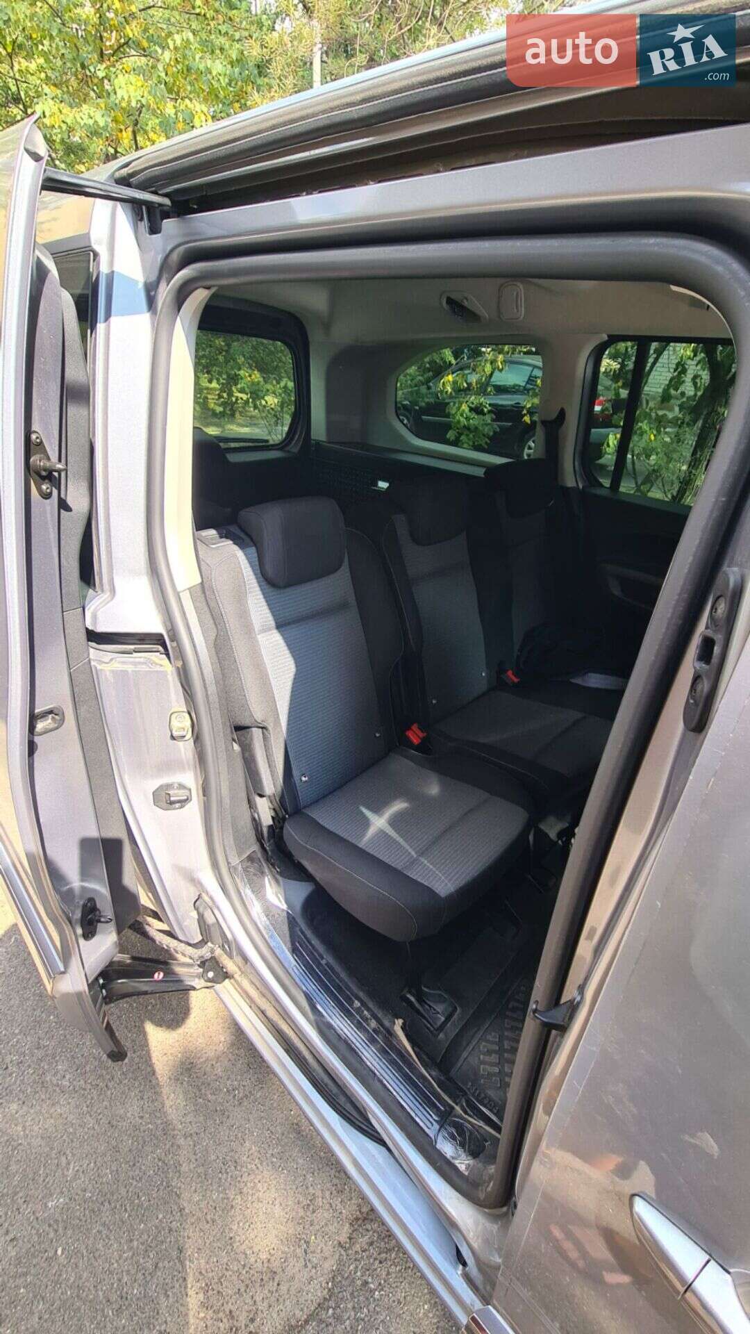 Toyota Proace City Verso 2021 VIN YARECYHZRGJ973436 фото оголошення 11 з 21