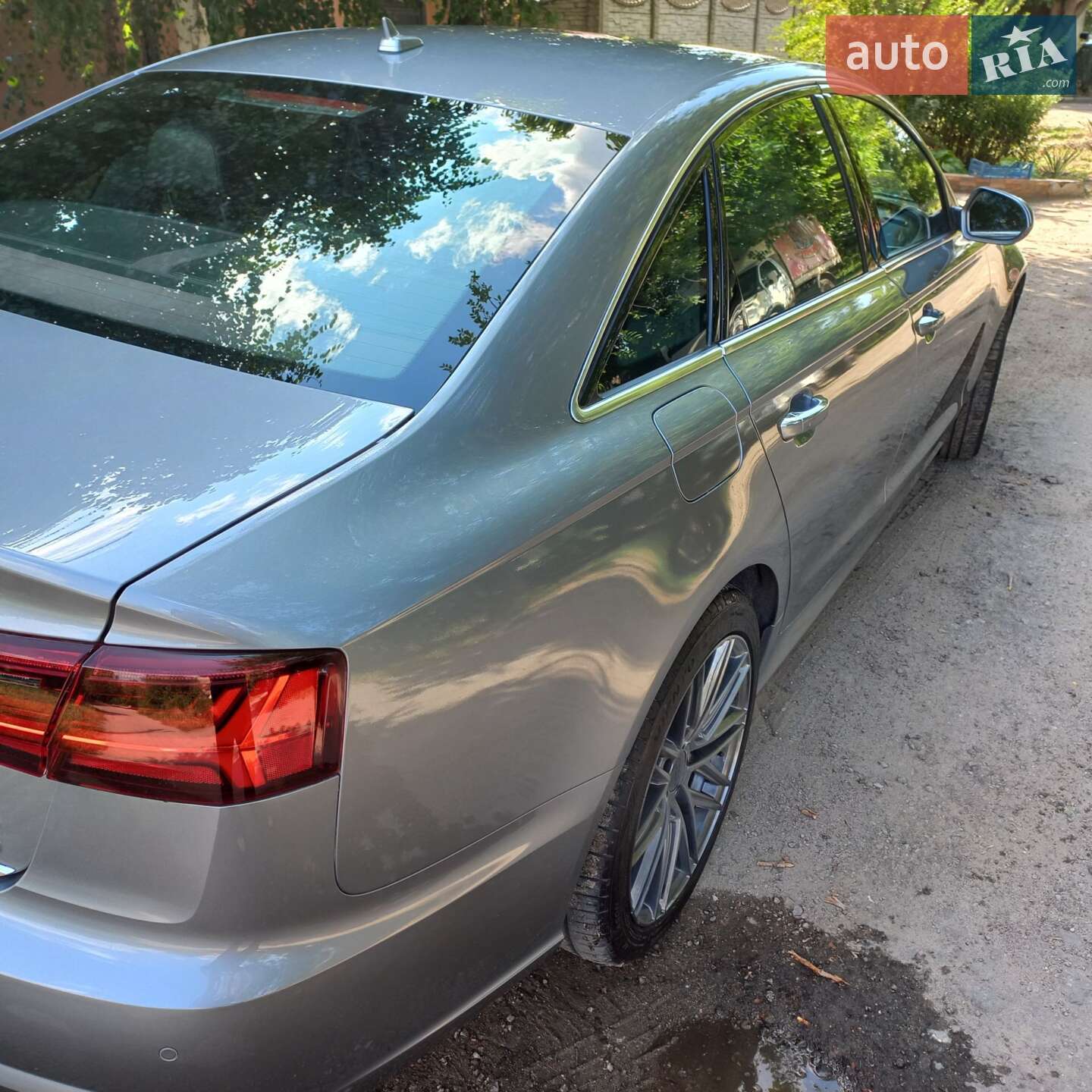 Audi A6 2016 VIN WAUGFAFC0GN158630 фото оголошення 4 з 56