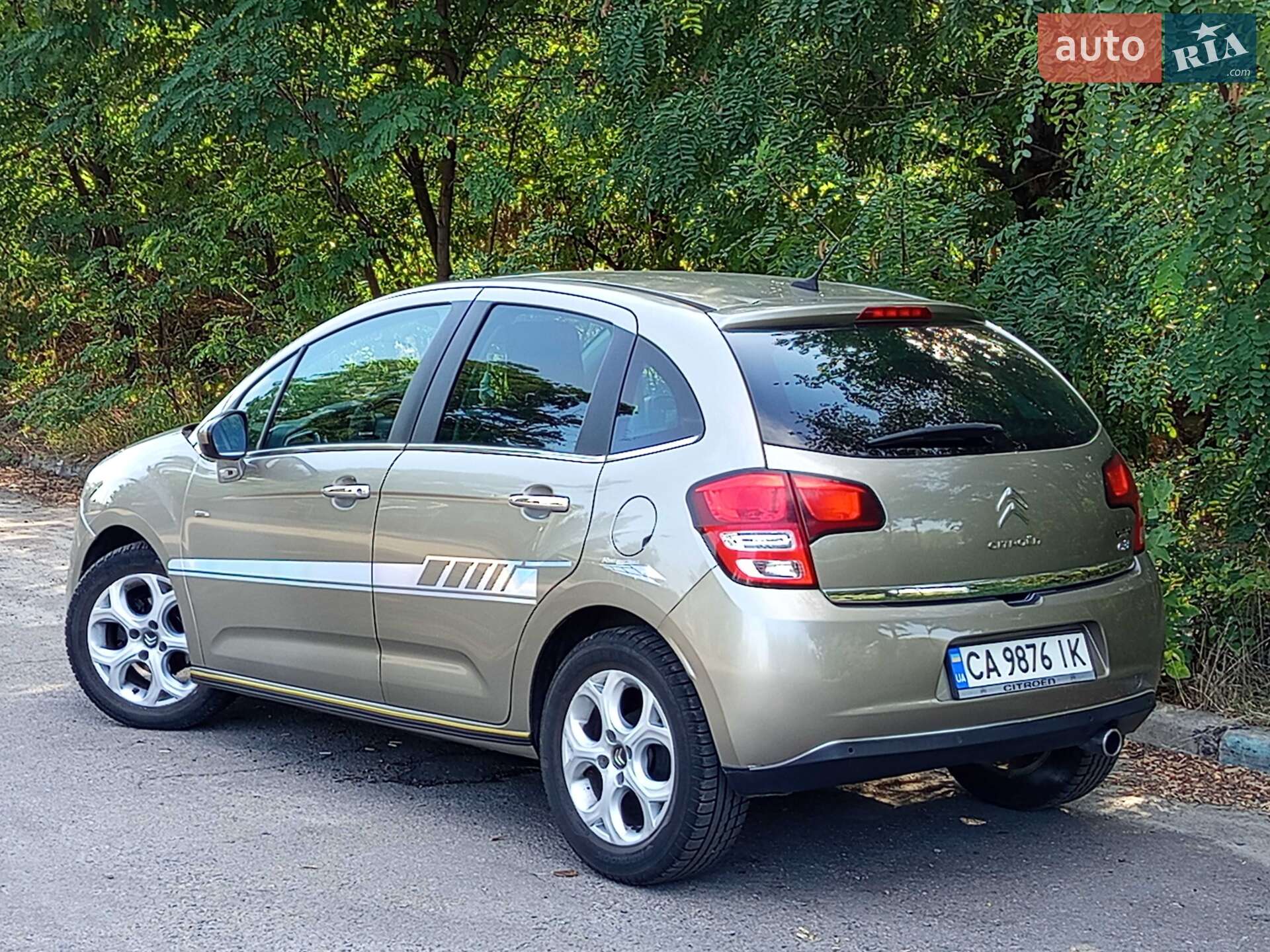 Citroen C3 2011 VIN VF7SC8HR0BA572885 фото оголошення 2 з 18
