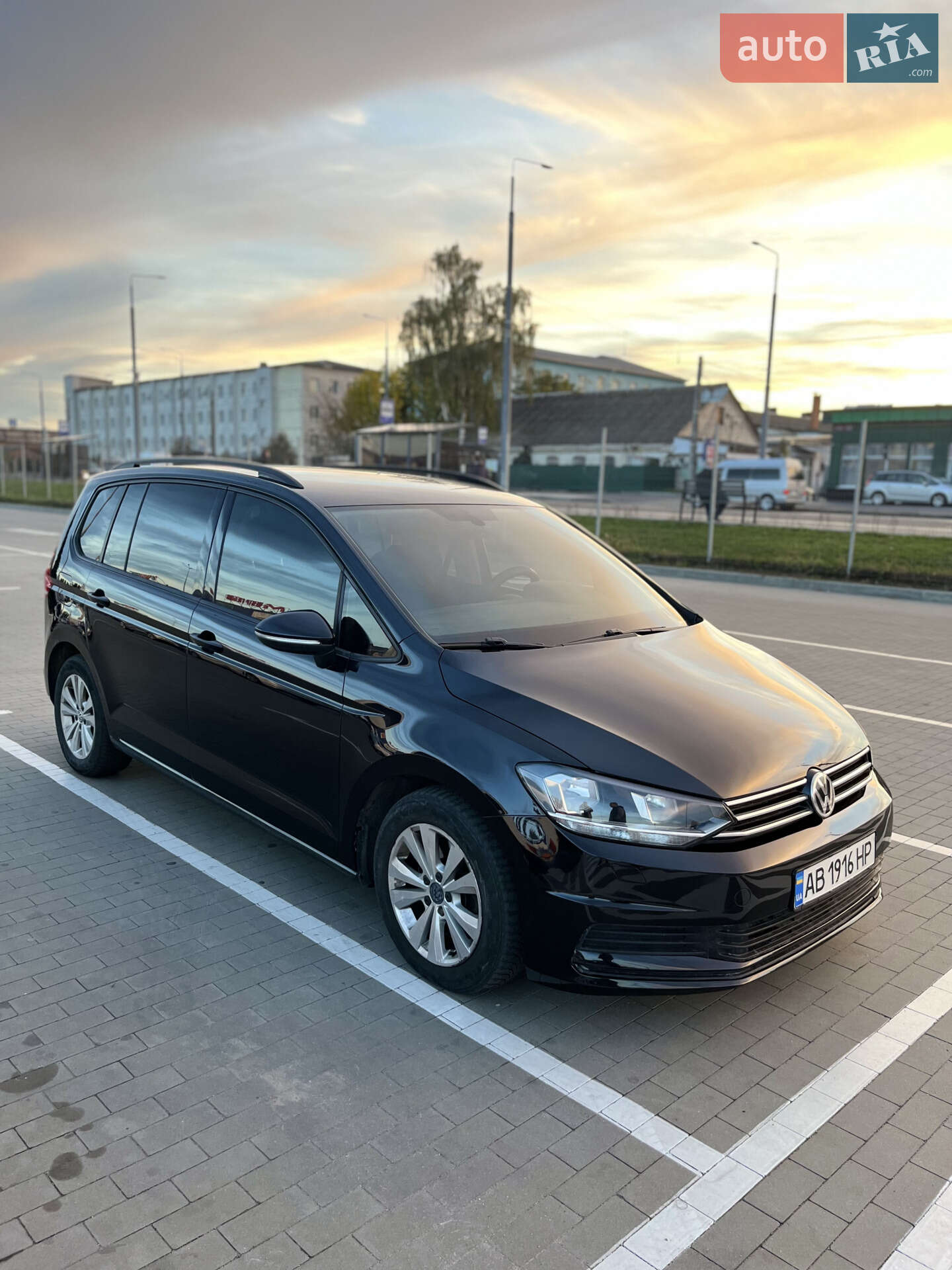 Volkswagen Touran 2015 VIN WVGZZZ1TZGW526651 фото оголошення 2 з 9