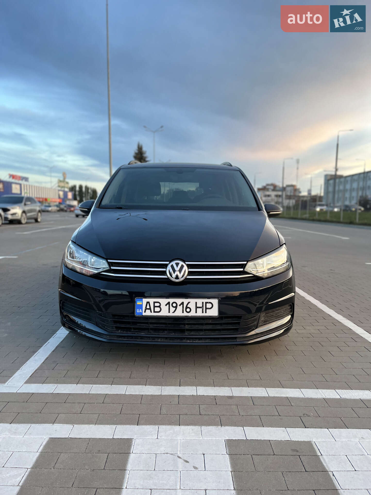 Volkswagen Touran 2015 VIN WVGZZZ1TZGW526651 фото оголошення 3 з 9