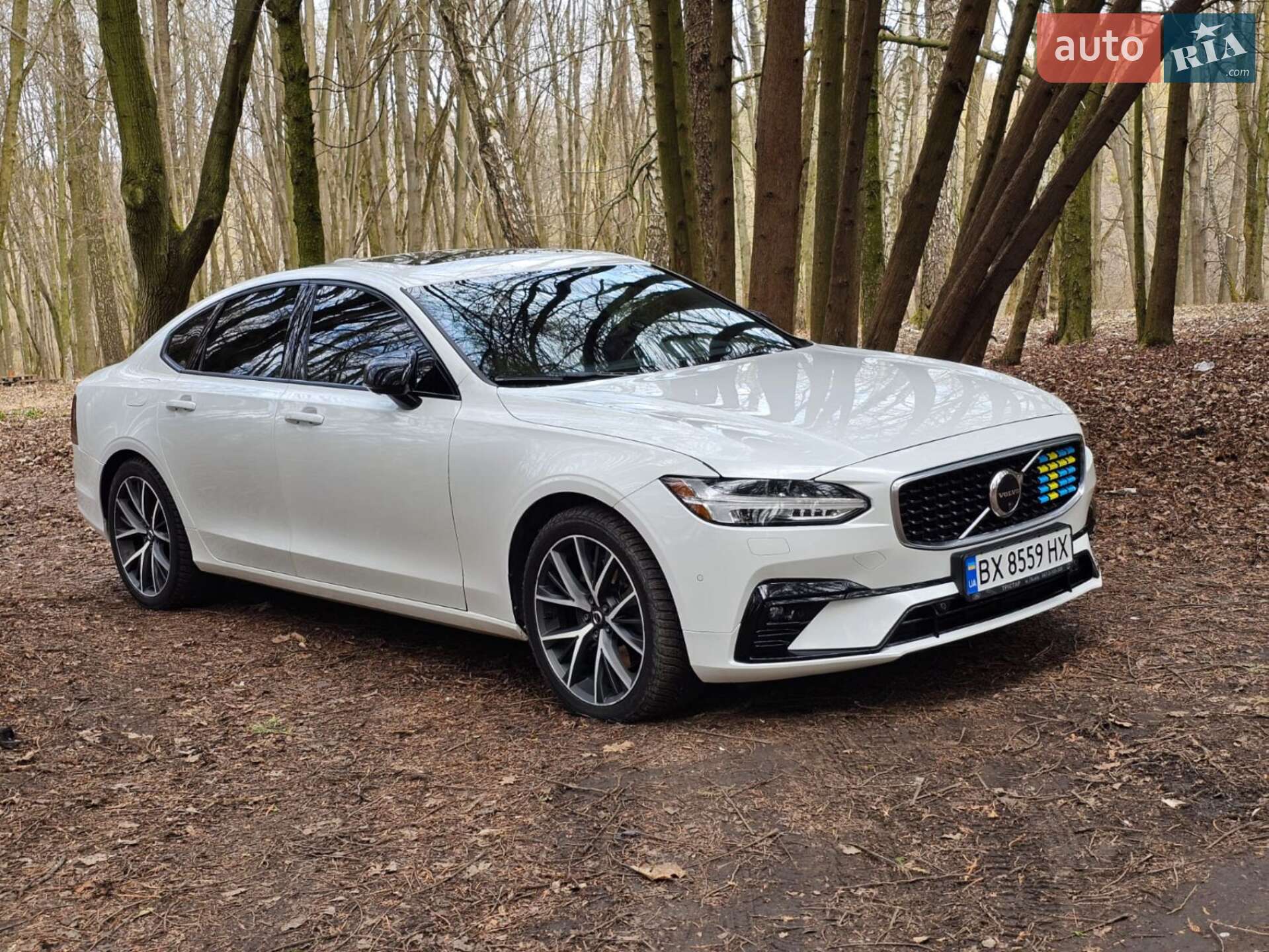 Volvo S90 2016 VIN YV1A22MK6H1010277 фото оголошення 3 з 60