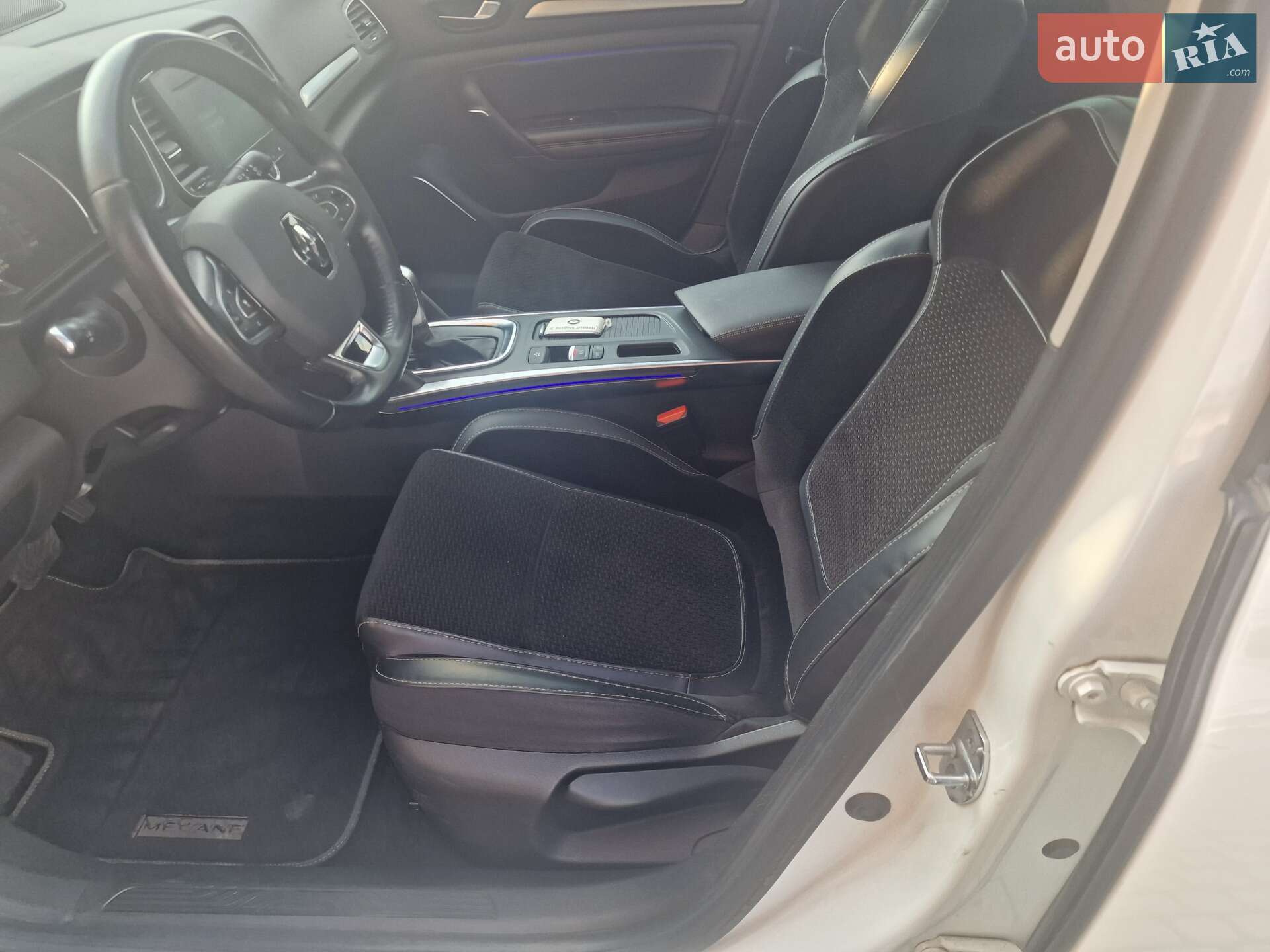 Renault Megane 2017 VIN VF1RFB00958410739 фото оголошення 9 з 45