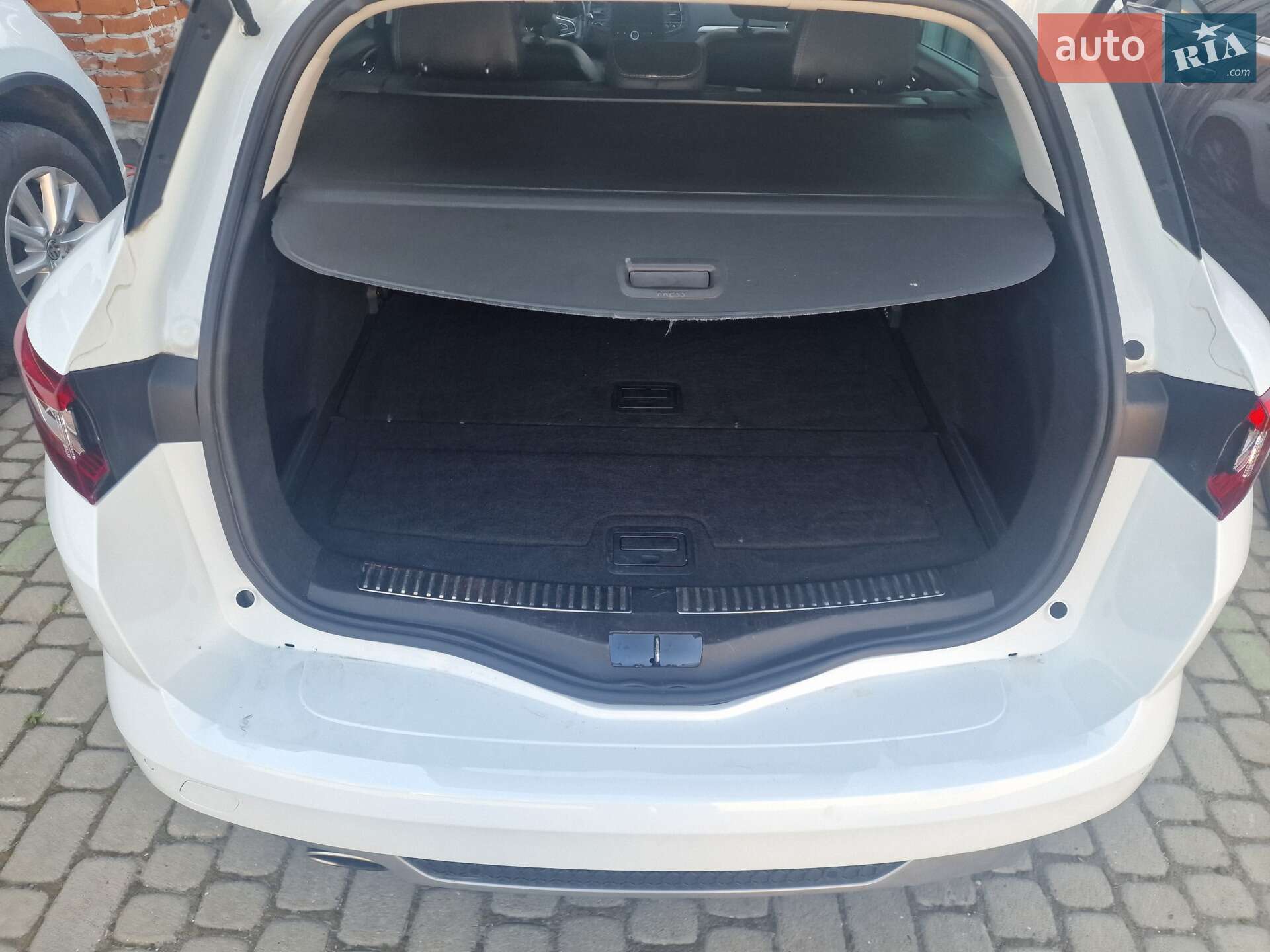 Renault Megane 2017 VIN VF1RFB00958410739 фото оголошення 14 з 45