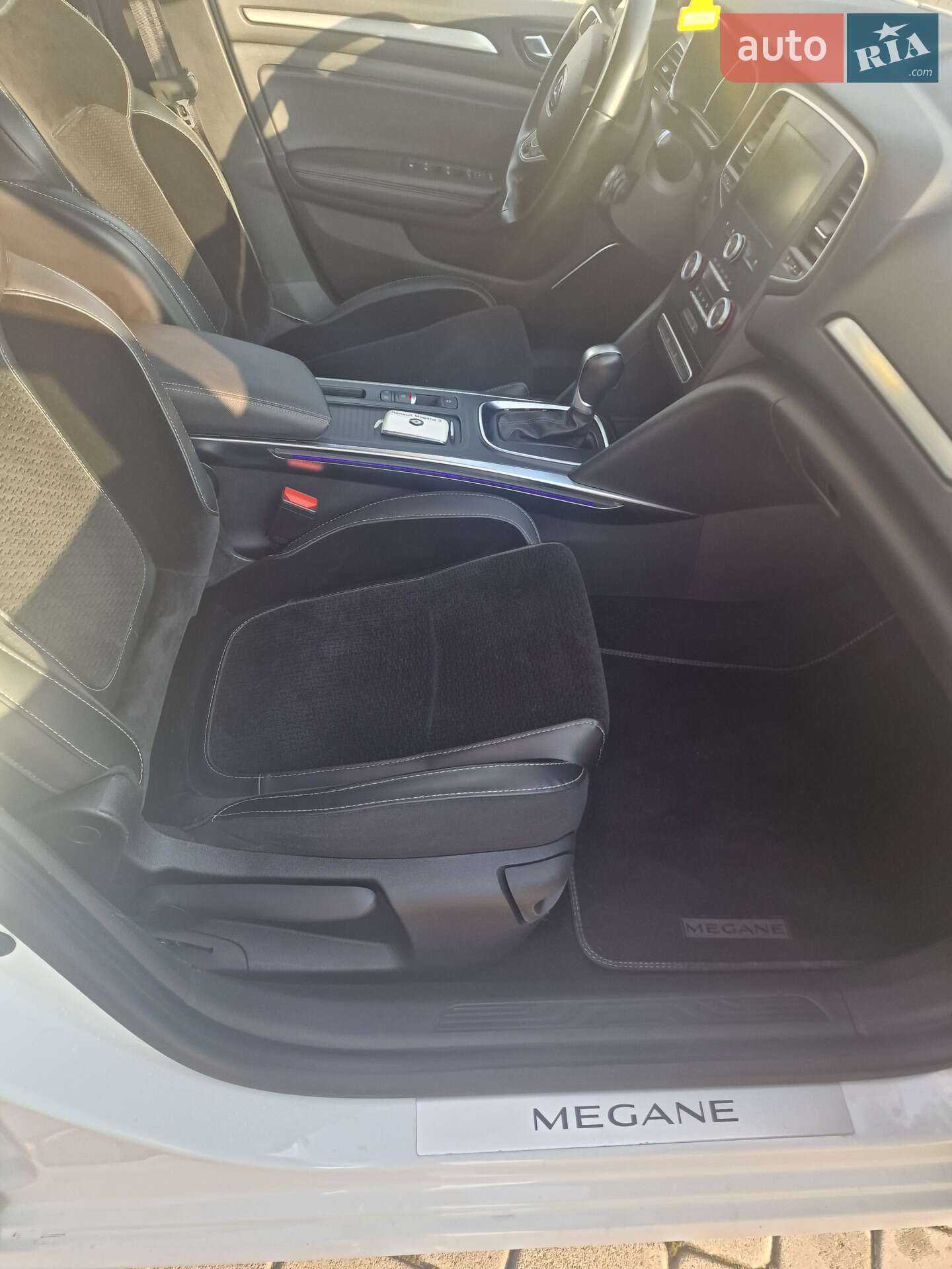Renault Megane 2017 VIN VF1RFB00958410739 фото оголошення 18 з 45