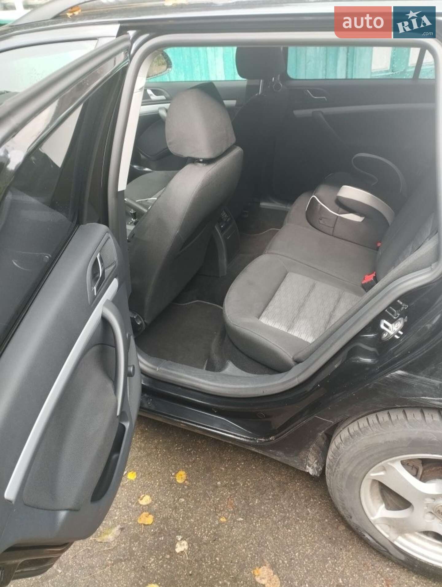 Skoda Octavia 2010 VIN TMBHJ61ZXA8031839 фото оголошення 13 з 24