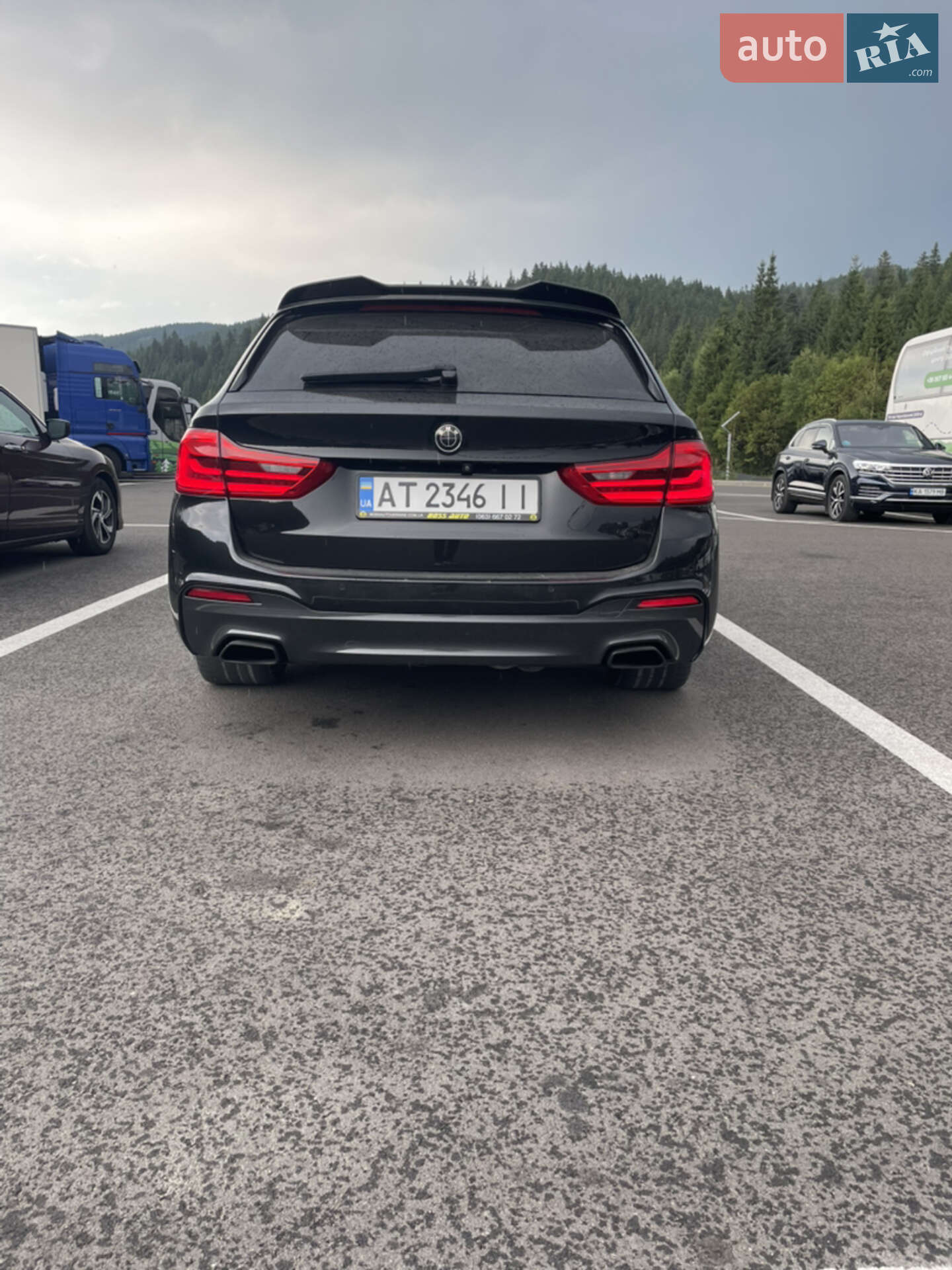 BMW 5 Series 2018 VIN WBAJM91060BH80263 фото оголошення 5 з 16