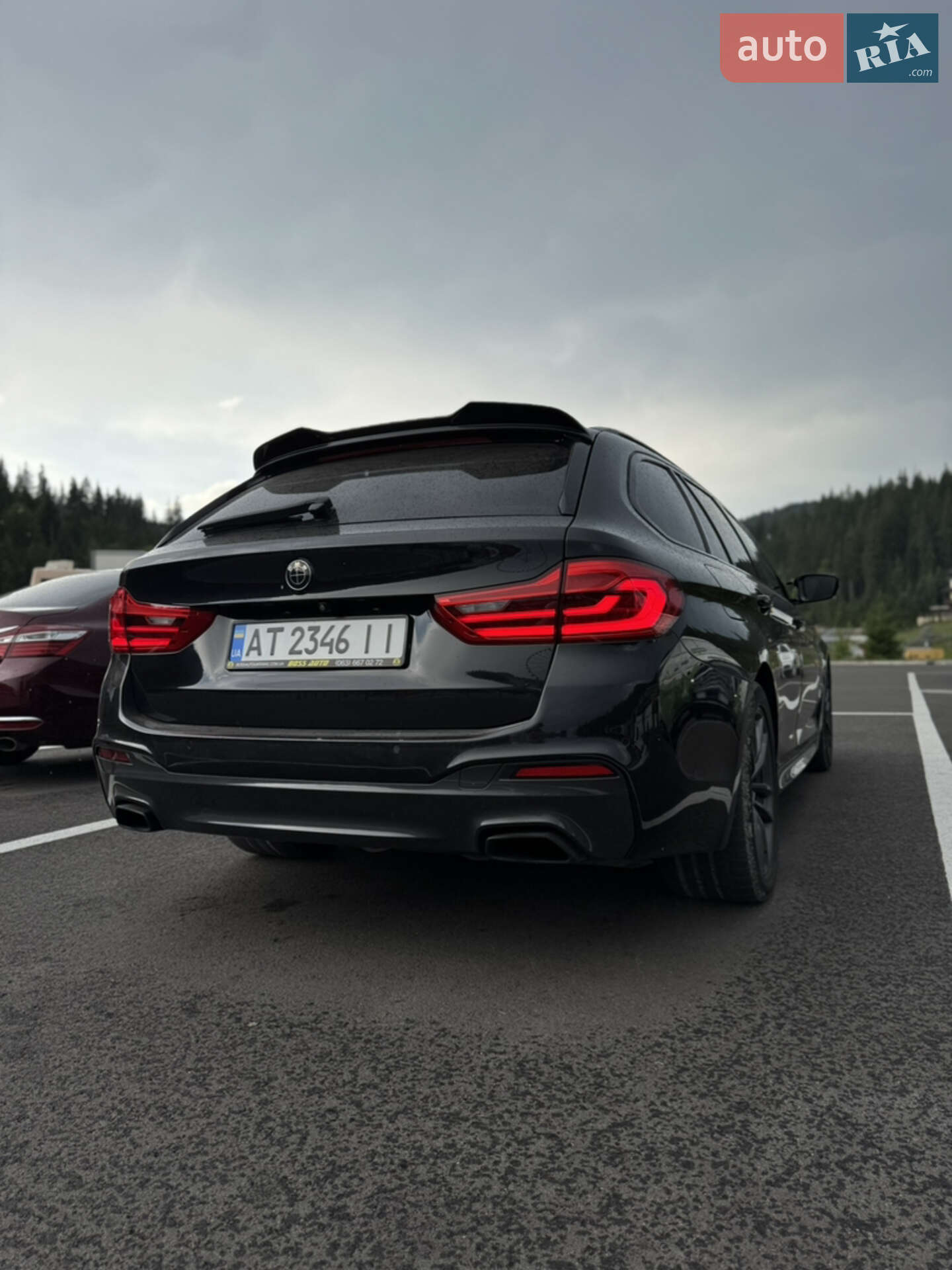 BMW 5 Series 2018 VIN WBAJM91060BH80263 фото оголошення 13 з 16