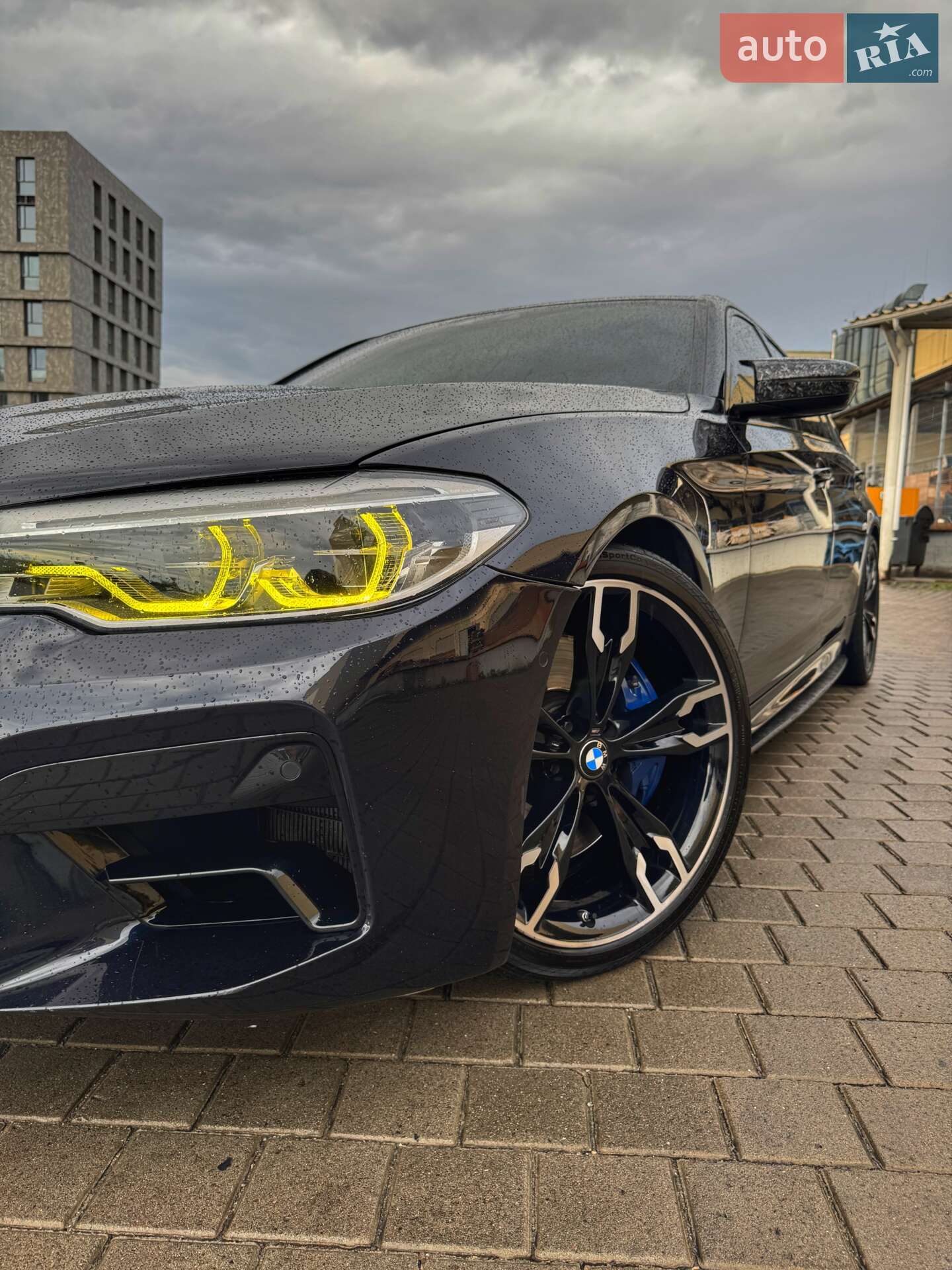 BMW 5 Series 2019 VIN WBAJS7C05LCD17441 фото оголошення 19 з 38