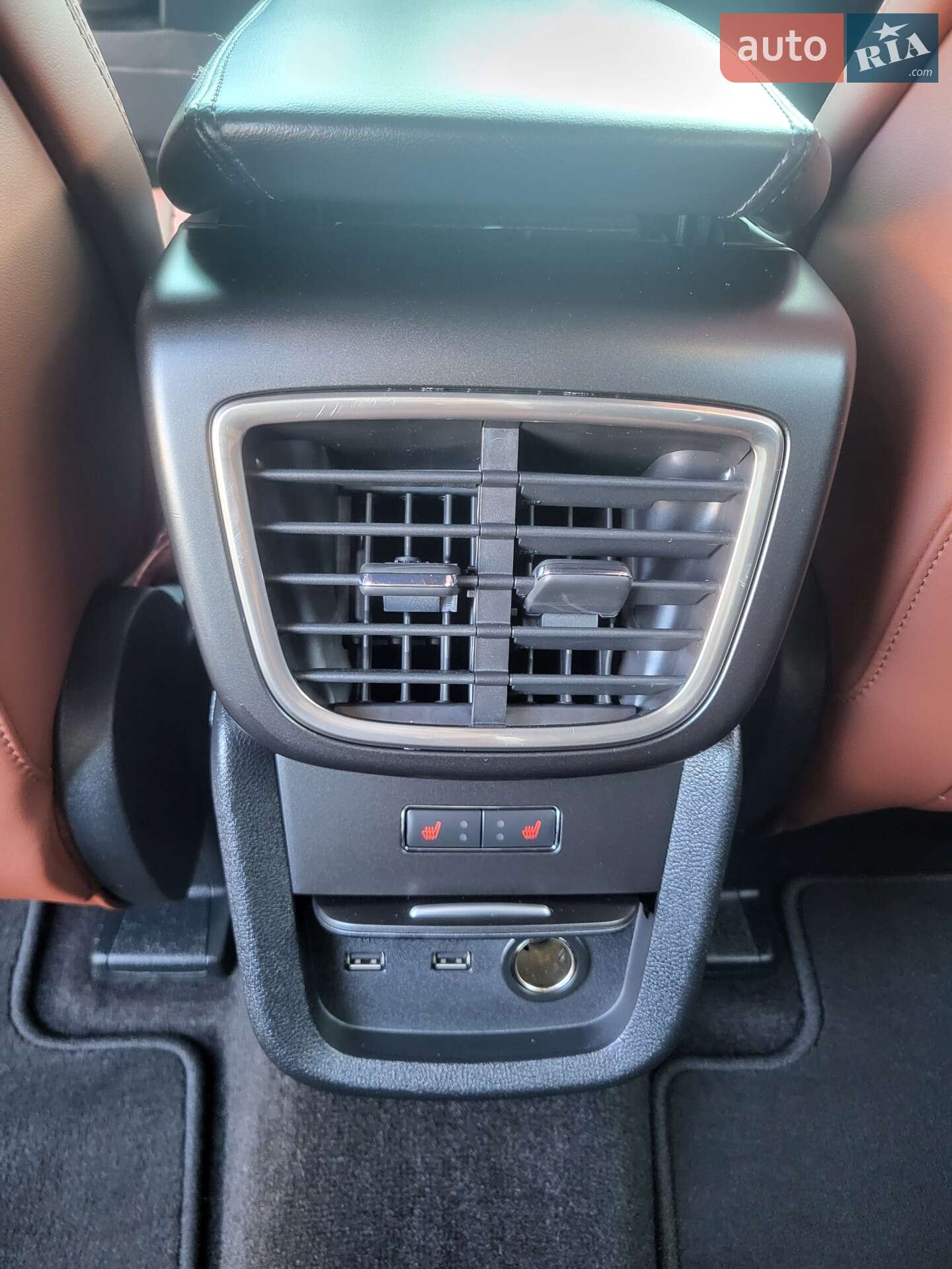 Lincoln Nautilus 2019 VIN 2LMPJ6K98LBL04383 фото оголошення 25 з 45