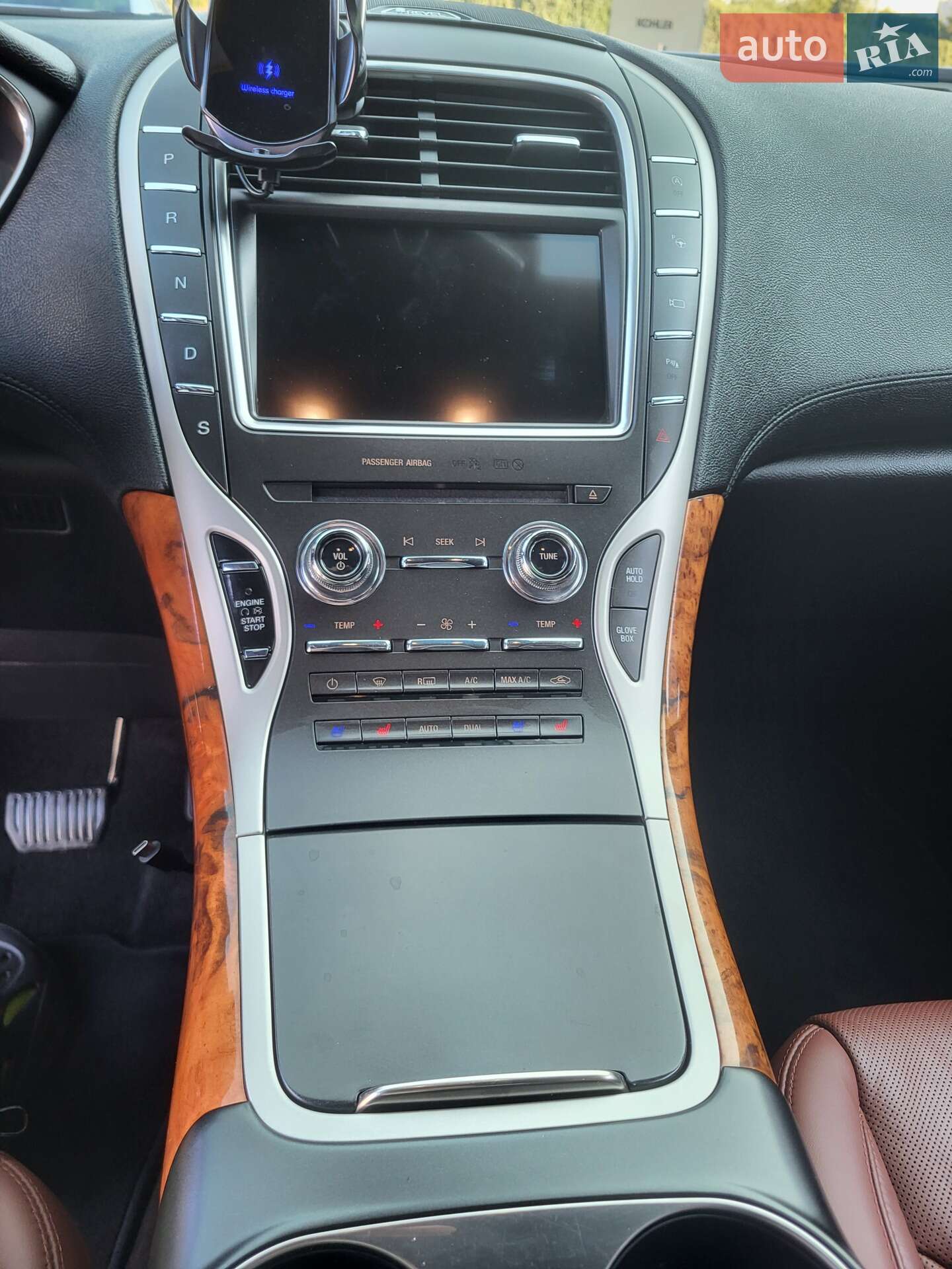 Lincoln Nautilus 2019 VIN 2LMPJ6K98LBL04383 фото оголошення 26 з 45