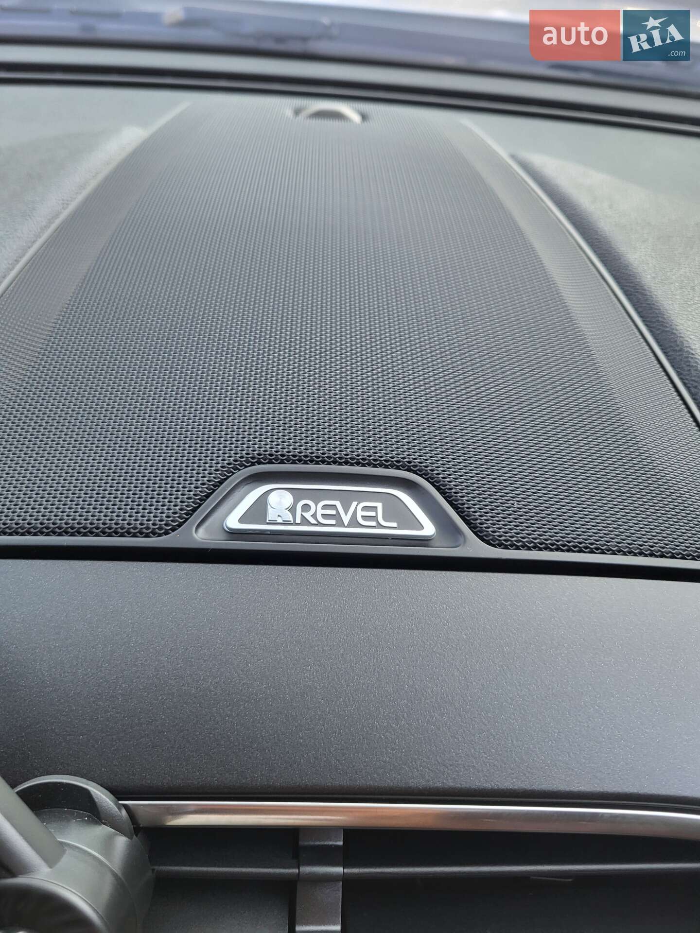 Lincoln Nautilus 2019 VIN 2LMPJ6K98LBL04383 фото оголошення 33 з 45