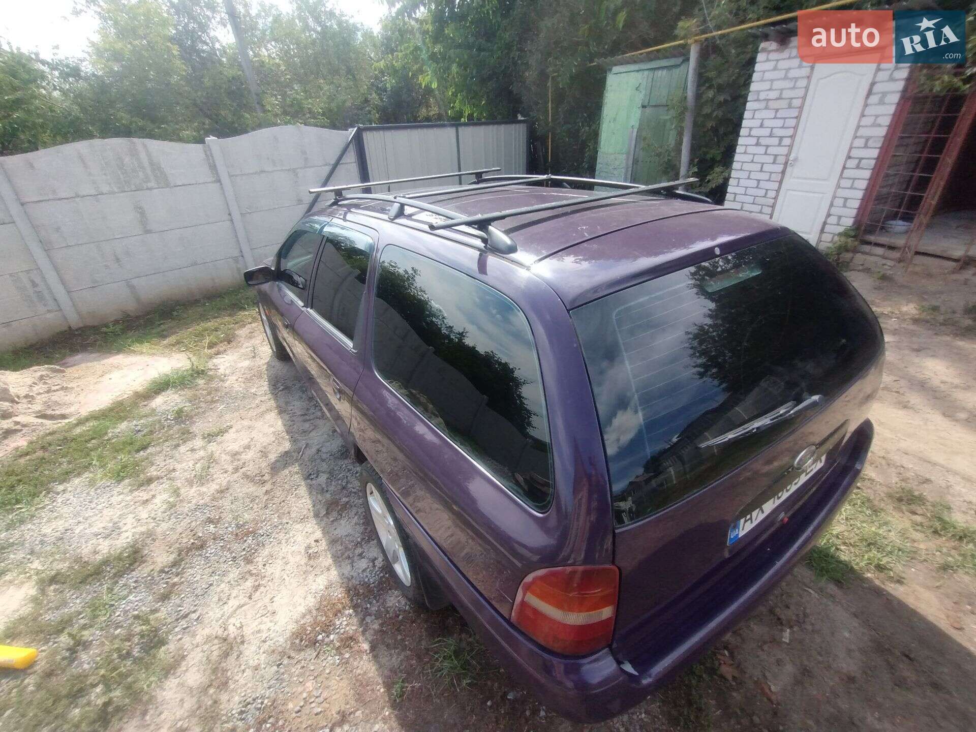 Ford Mondeo 1996 VIN WF0NXXGBBNTS13879 фото оголошення 5 з 21