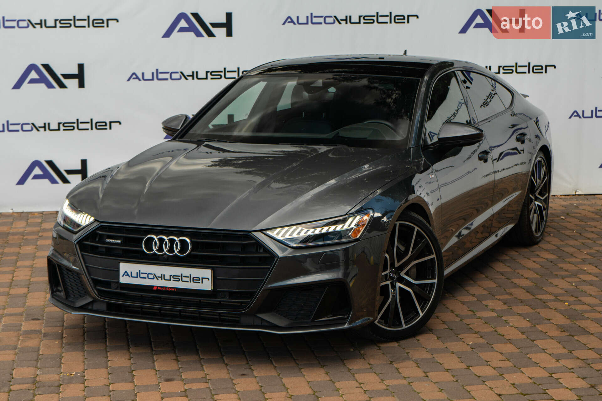 Audi A7 Sportback 2018 VIN WAUV2AF23KN065880 фото оголошення 14 з 39