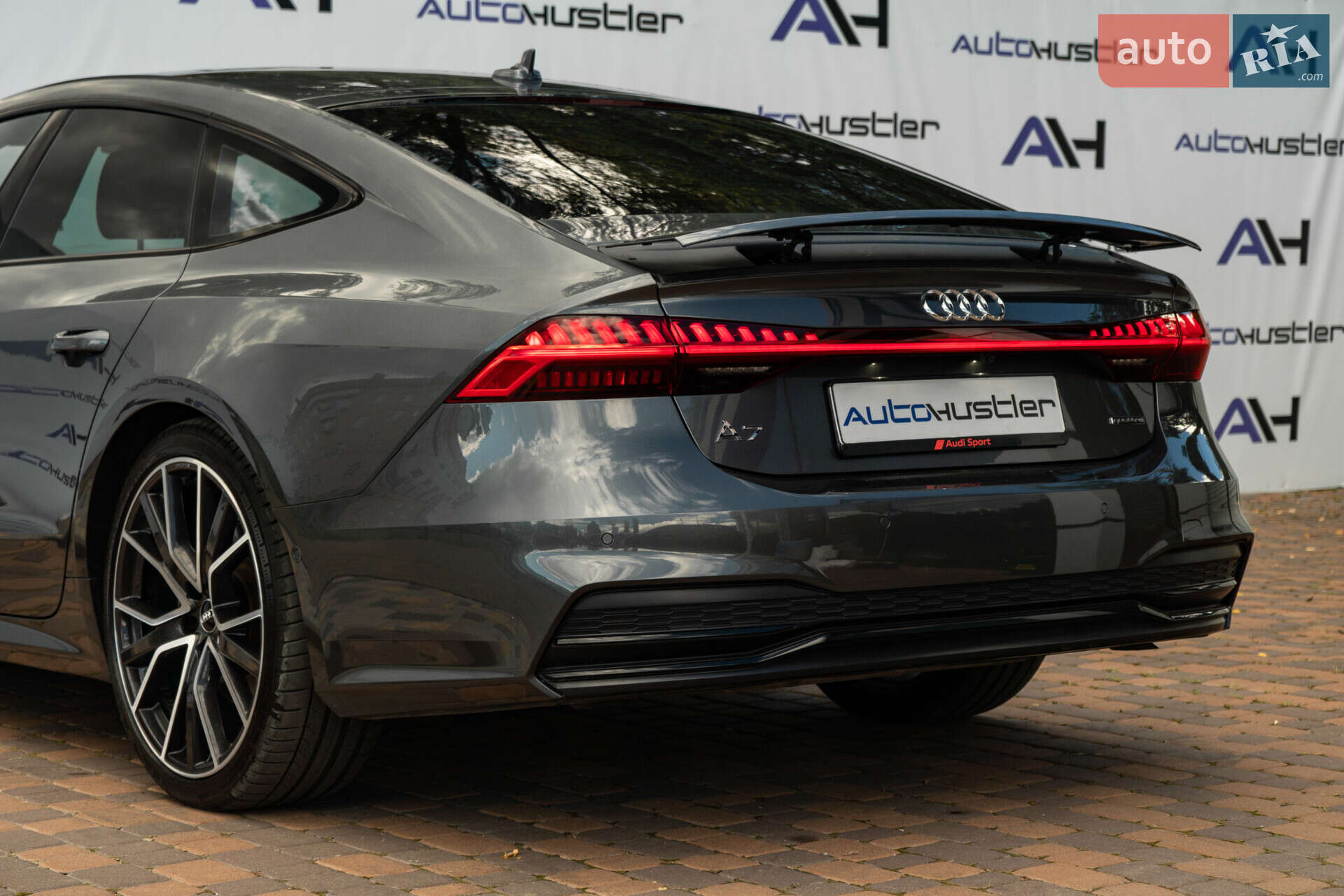 Audi A7 Sportback 2018 VIN WAUV2AF23KN065880 фото оголошення 20 з 39