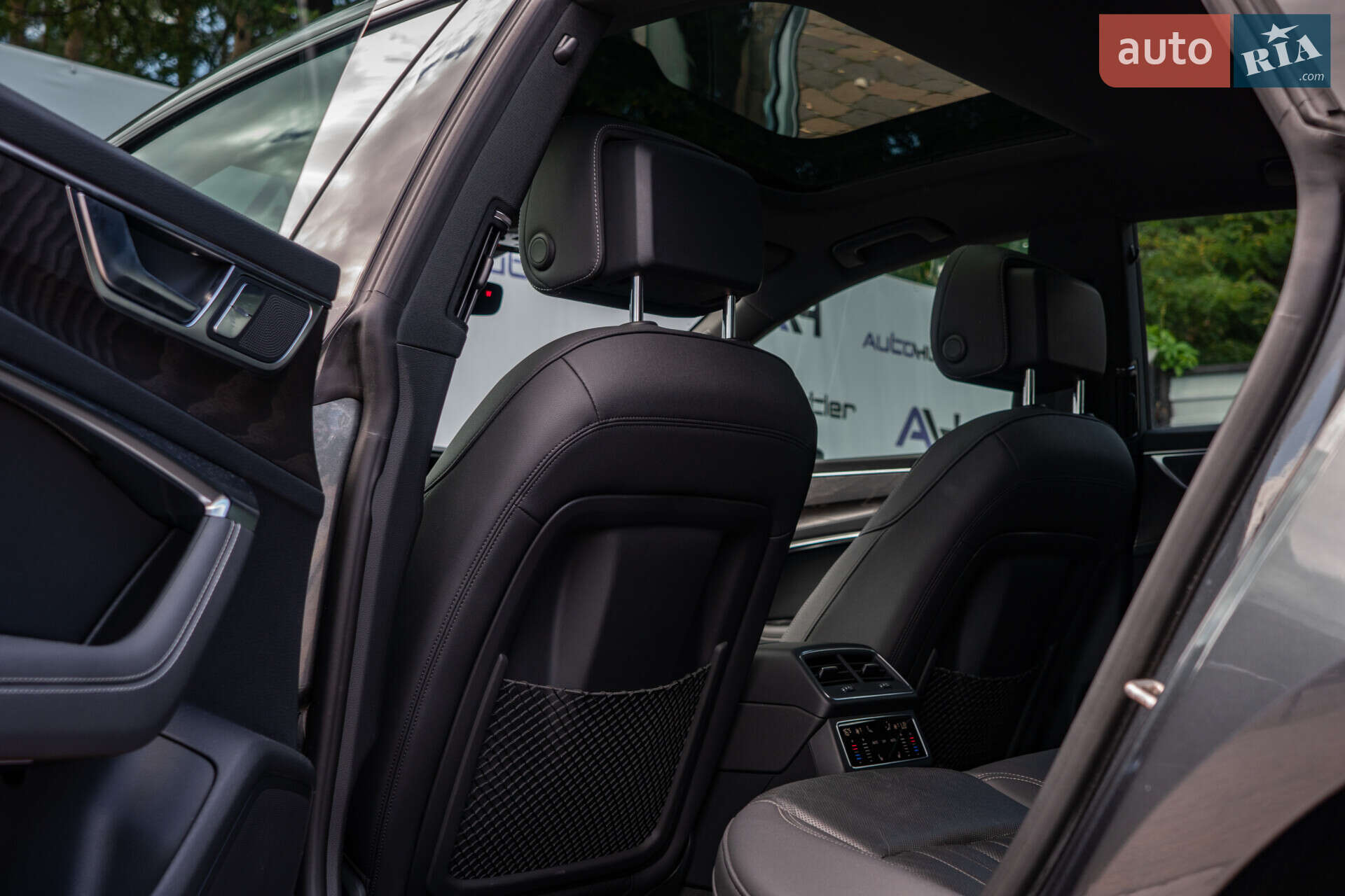 Audi A7 Sportback 2018 VIN WAUV2AF23KN065880 фото оголошення 35 з 39