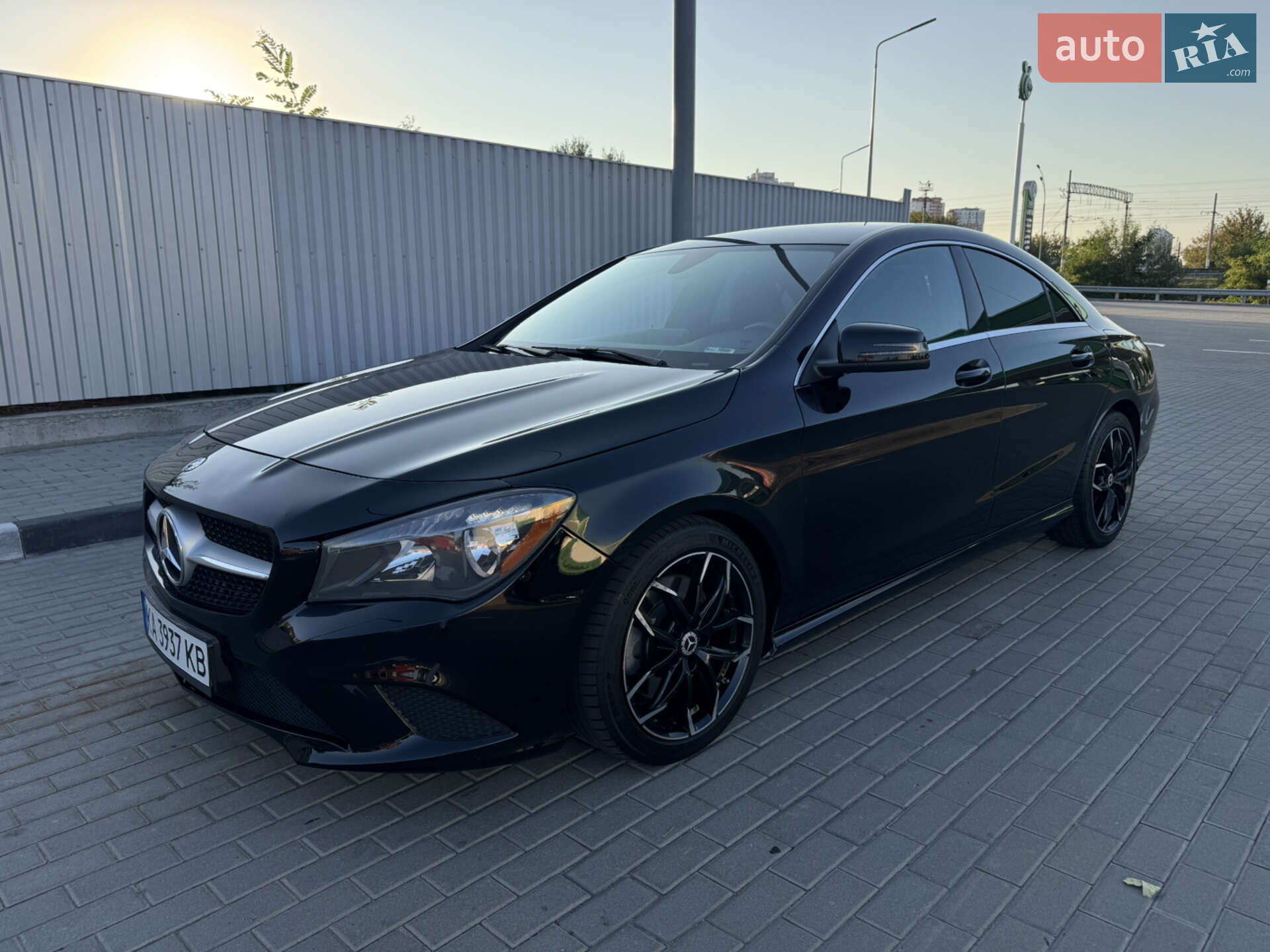 Mercedes-Benz CLA-Class 2015 VIN WDDSJ4EB0FN233904 фото оголошення 2 з 35