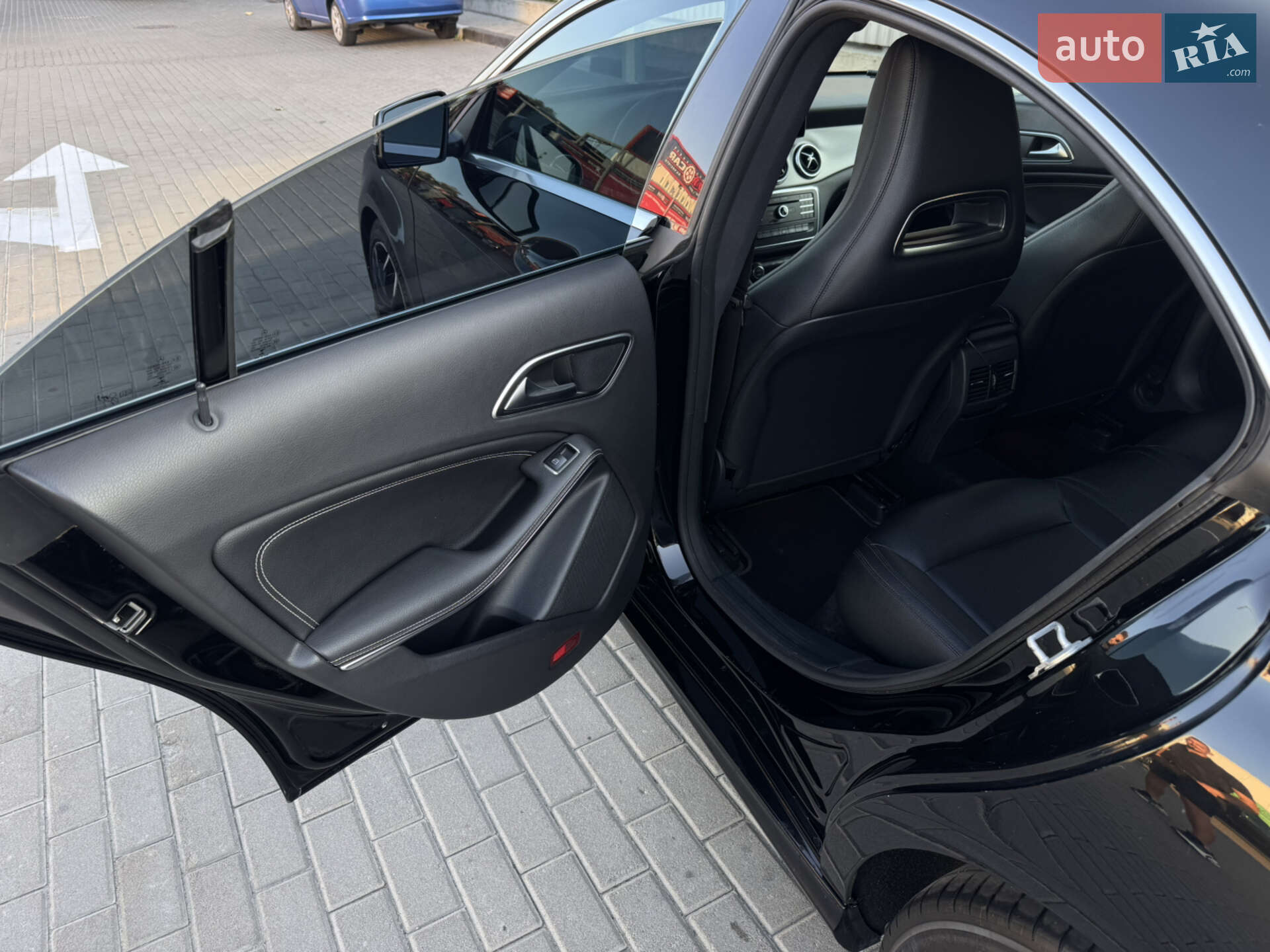 Mercedes-Benz CLA-Class 2015 VIN WDDSJ4EB0FN233904 фото оголошення 9 з 35