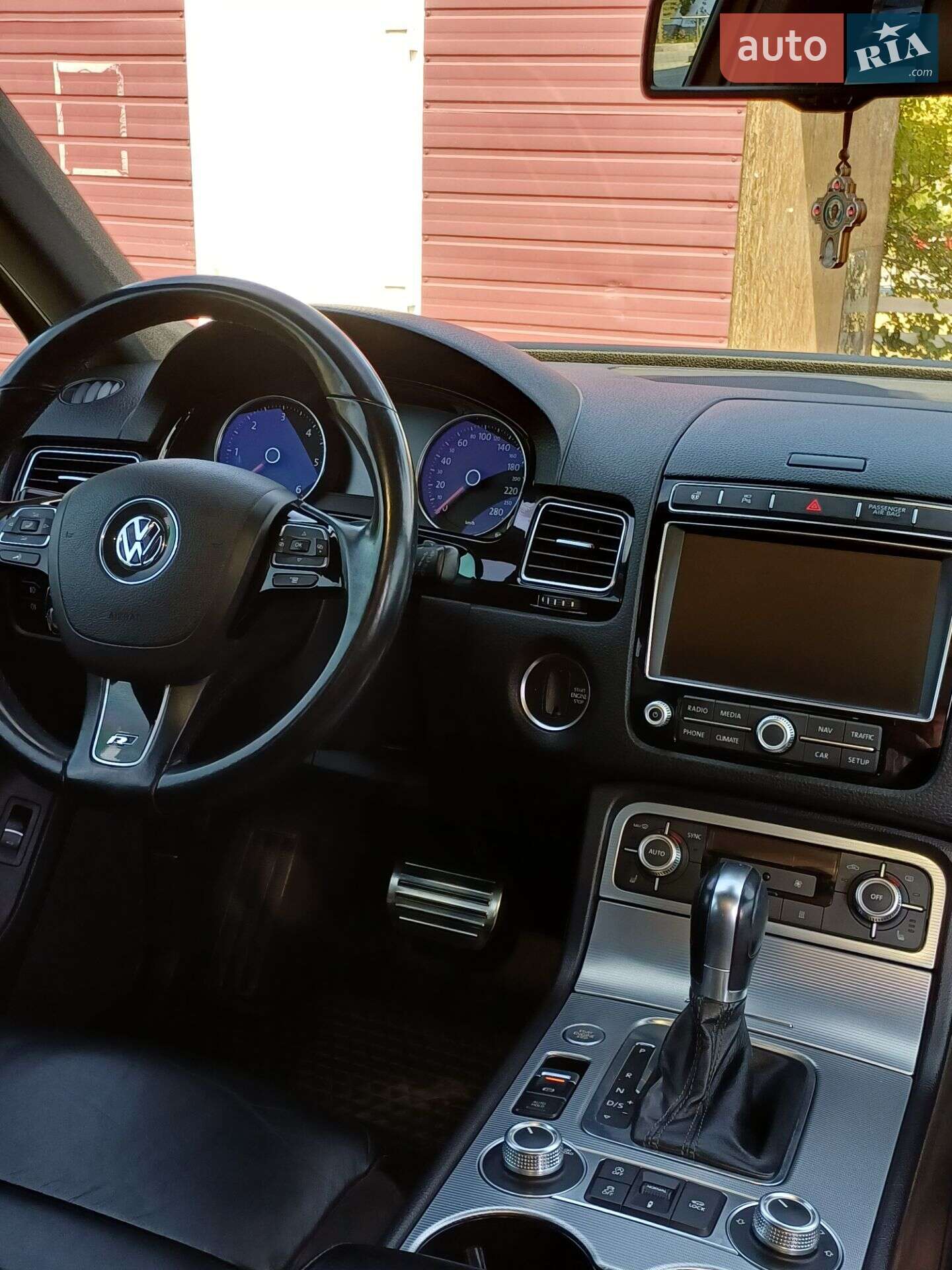 Volkswagen Touareg 2015 VIN WVGZZZ7PZFD018275 фото оголошення 6 з 28