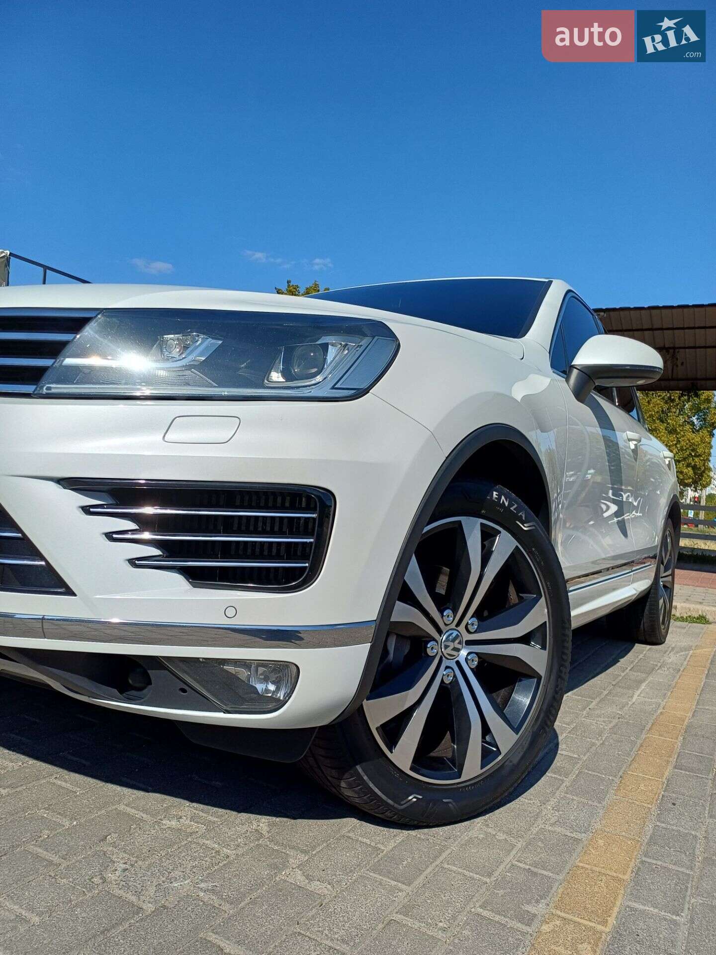 Volkswagen Touareg 2015 VIN WVGZZZ7PZFD018275 фото оголошення 7 з 28