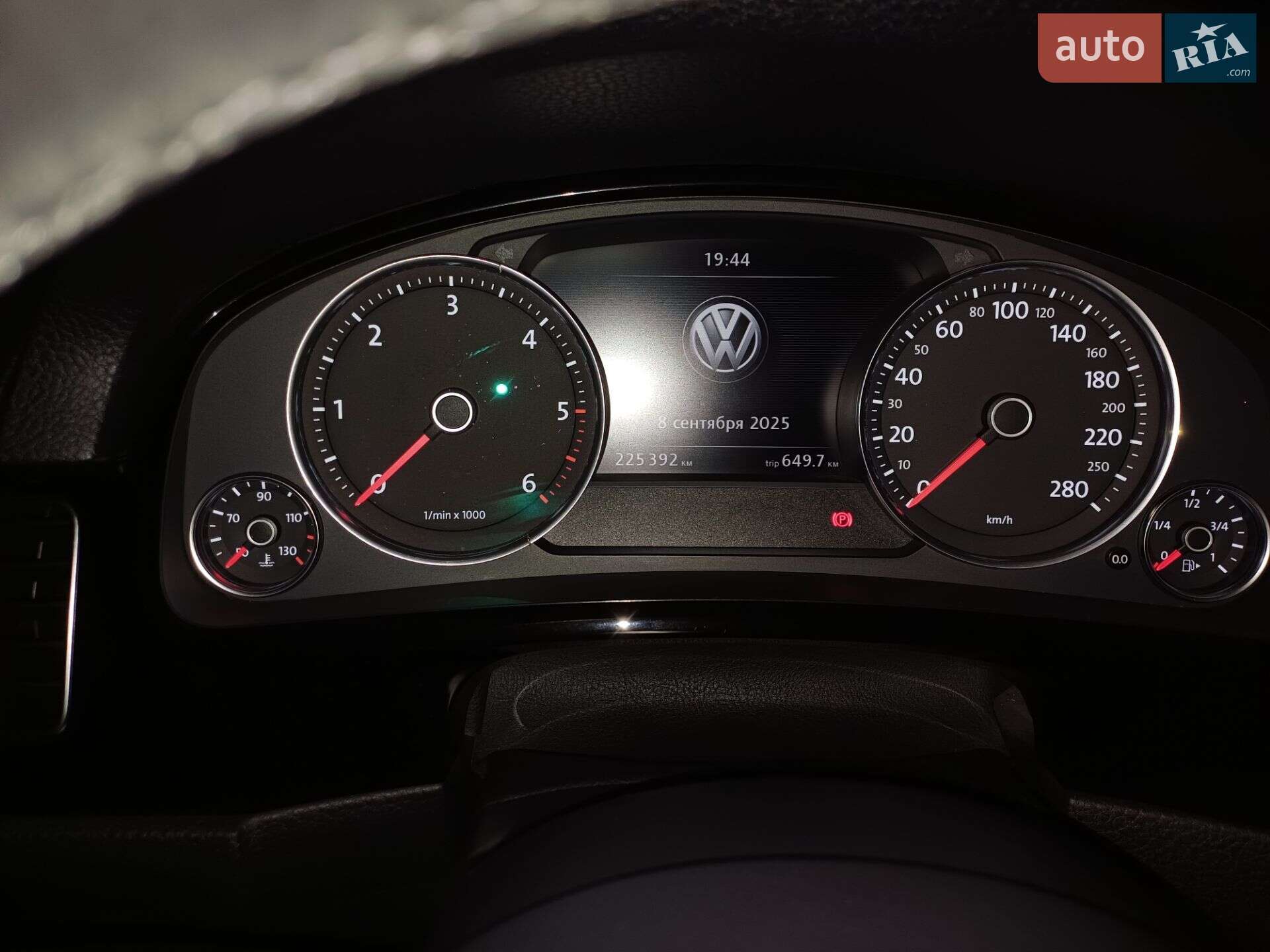 Volkswagen Touareg 2015 VIN WVGZZZ7PZFD018275 фото оголошення 23 з 28