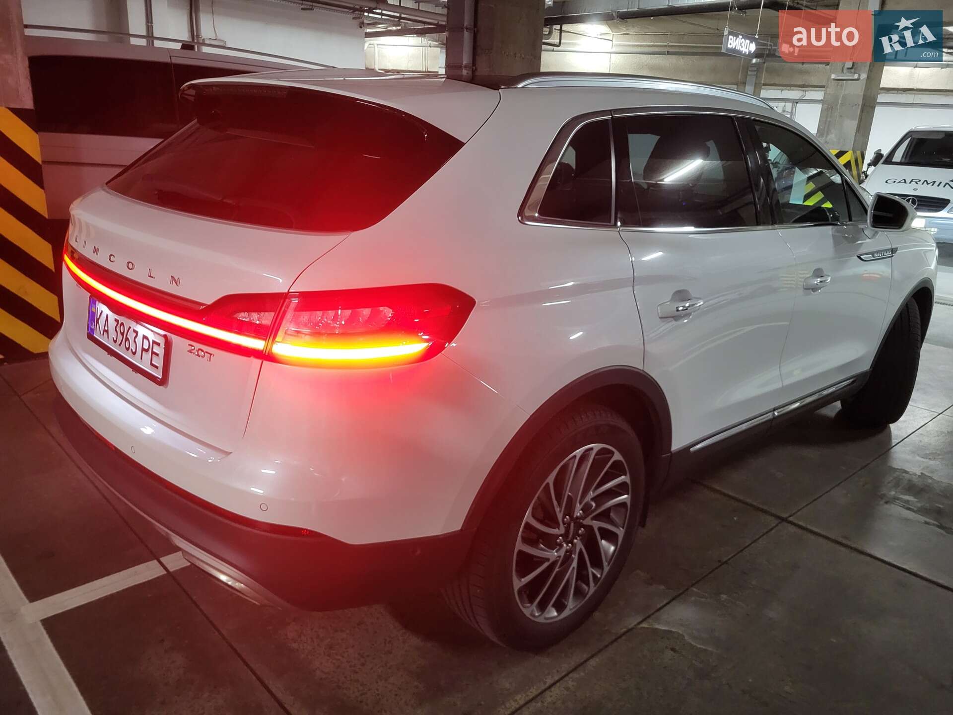 Lincoln Nautilus 2019 VIN 2LMPJ6K98LBL04383 фото оголошення 58 з 71